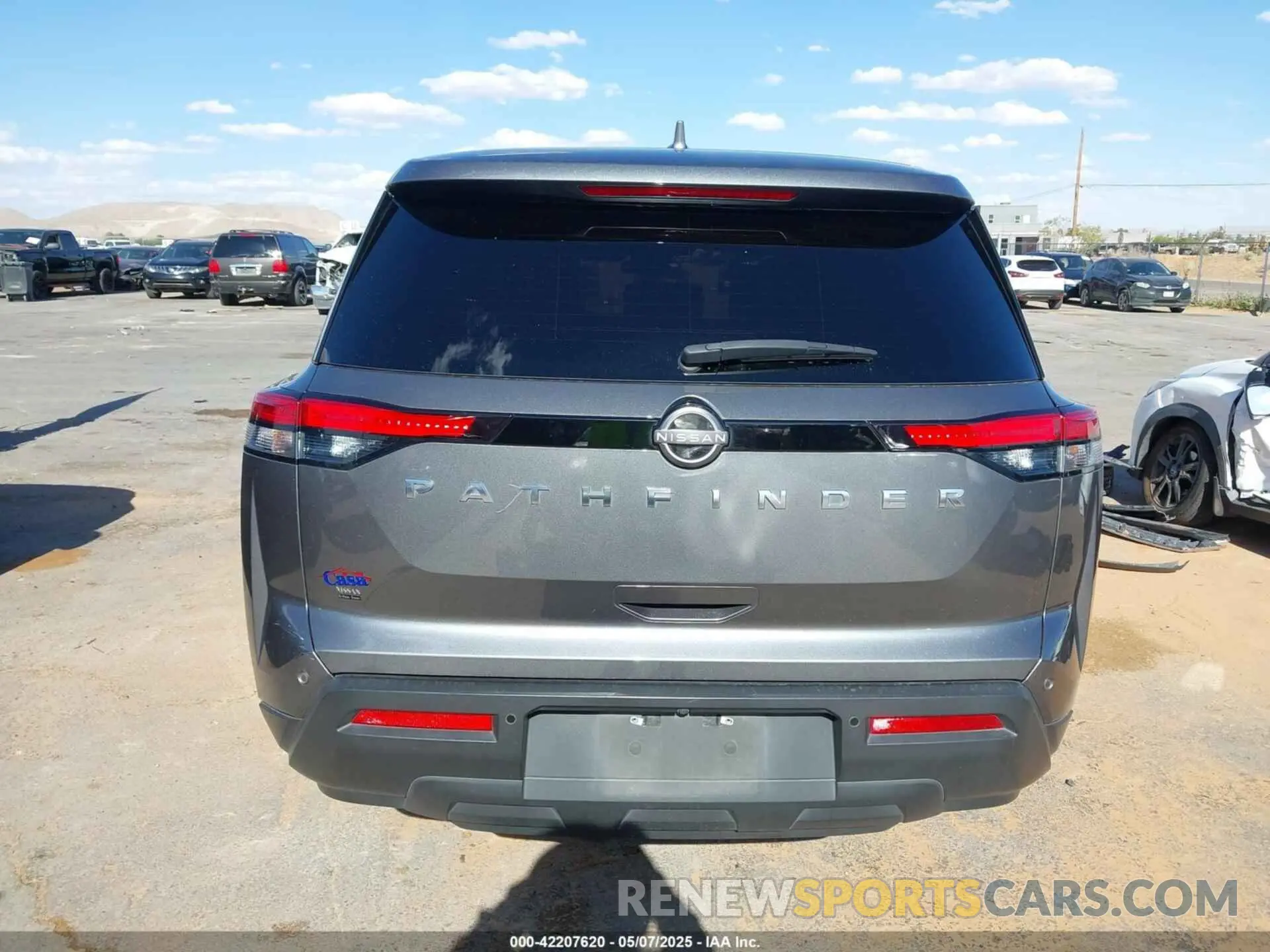 16 Photograph of a damaged car 5N1DR3AAXNC247057 NISSAN PATHFINDER 2022