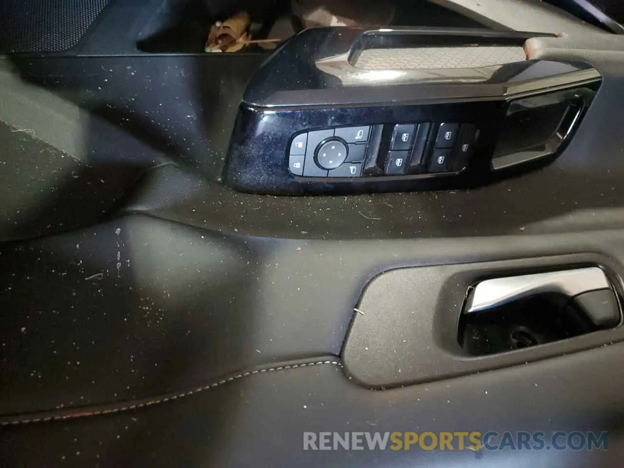 13 Photograph of a damaged car 5N1DR3AC8NC227178 NISSAN PATHFINDER 2022