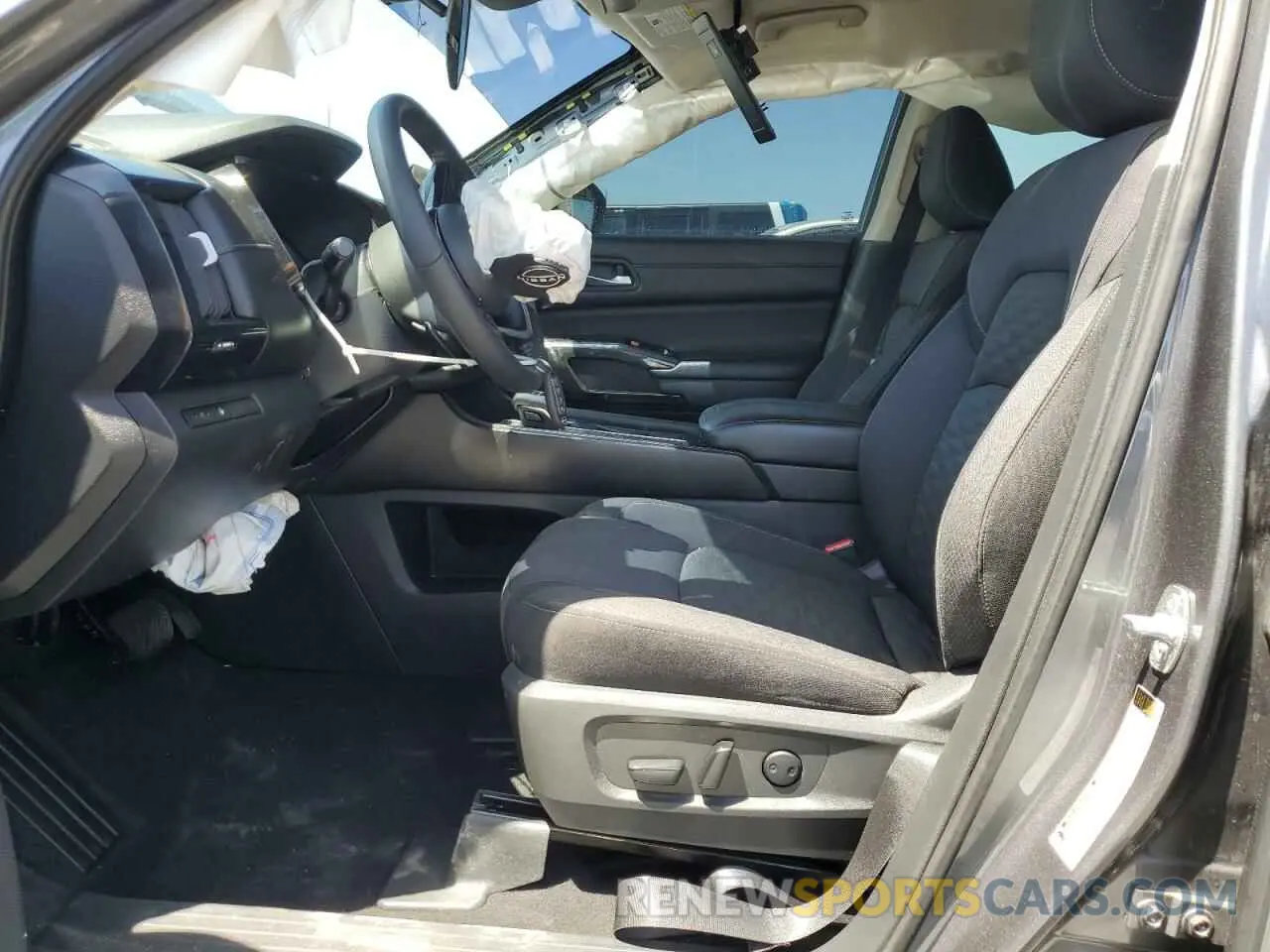 7 Photograph of a damaged car 5N1DR3BA0NC253982 NISSAN PATHFINDER 2022