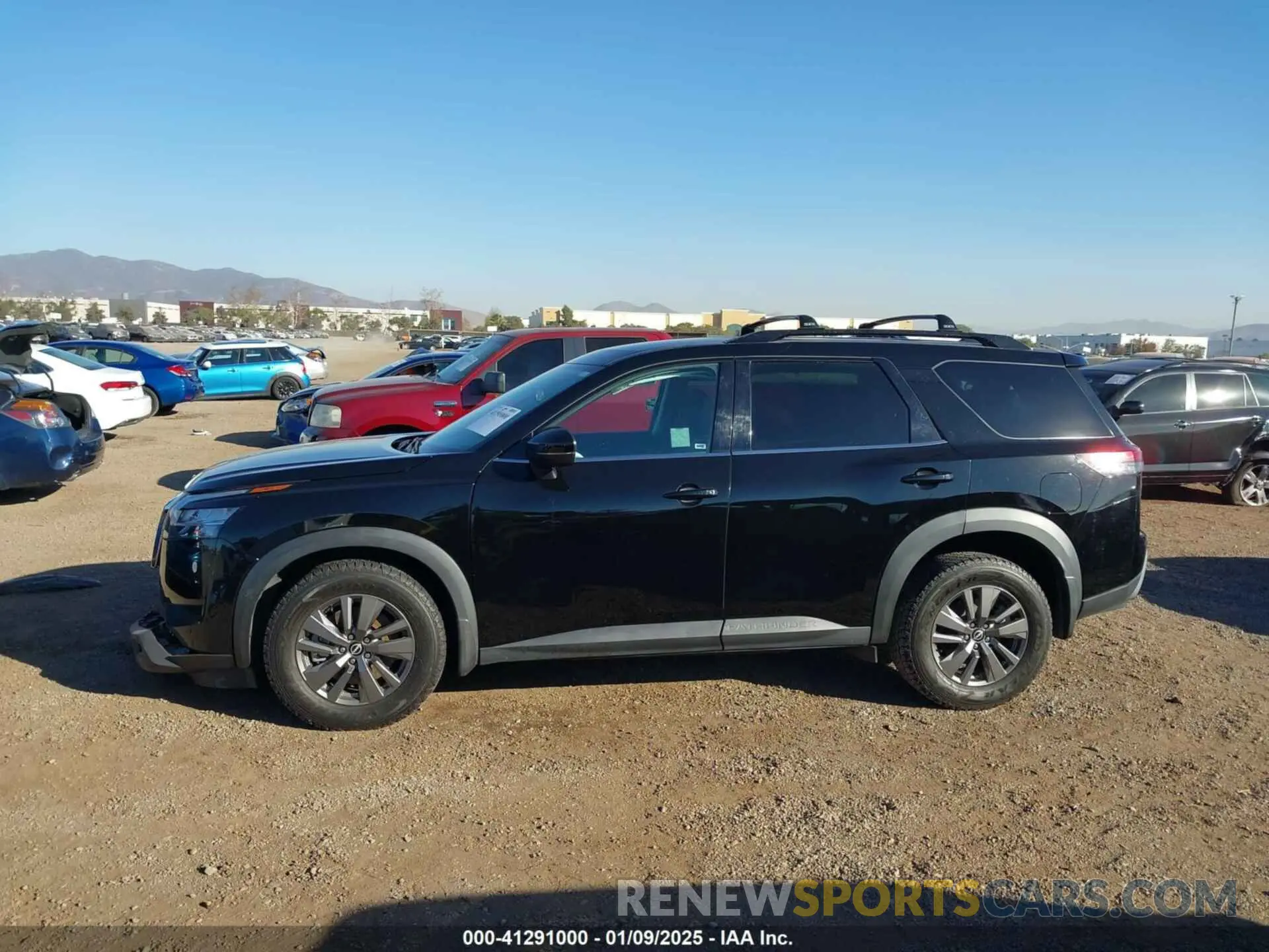 14 Photograph of a damaged car 5N1DR3BA4NC240703 NISSAN PATHFINDER 2022