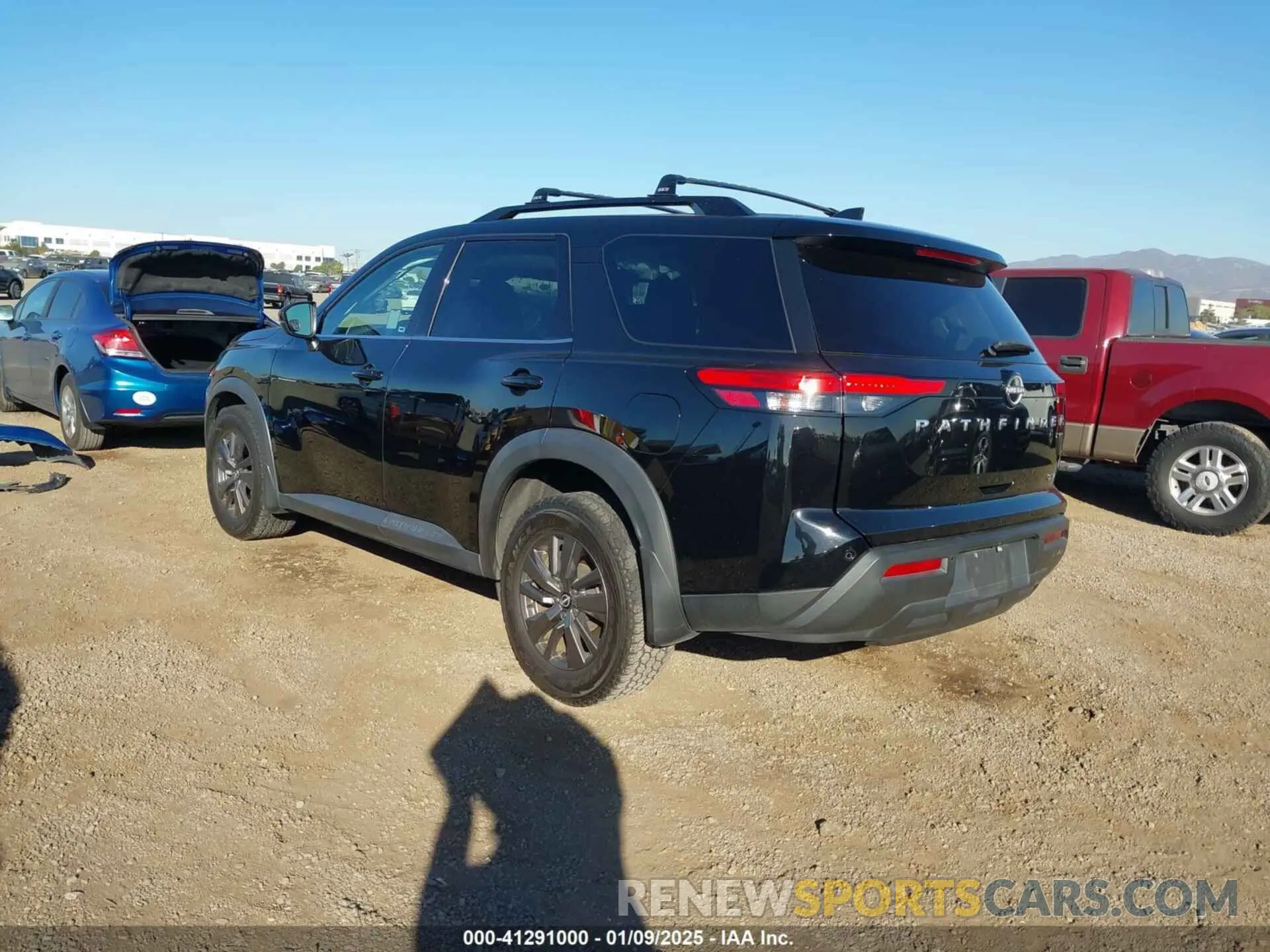 3 Photograph of a damaged car 5N1DR3BA4NC240703 NISSAN PATHFINDER 2022