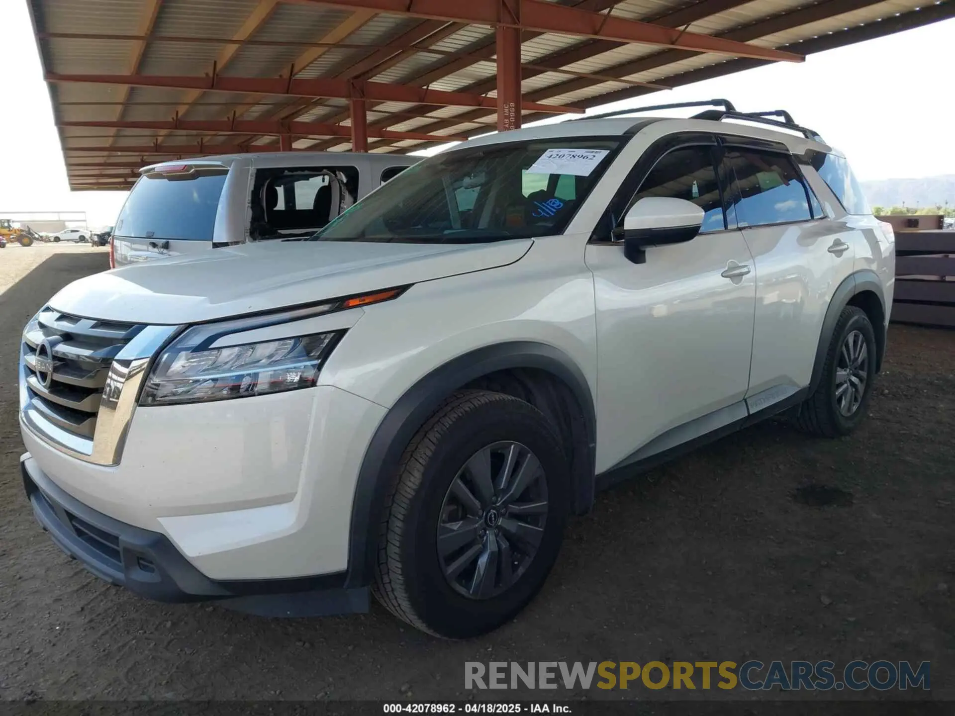 2 Photograph of a damaged car 5N1DR3BA5NC238362 NISSAN PATHFINDER 2022