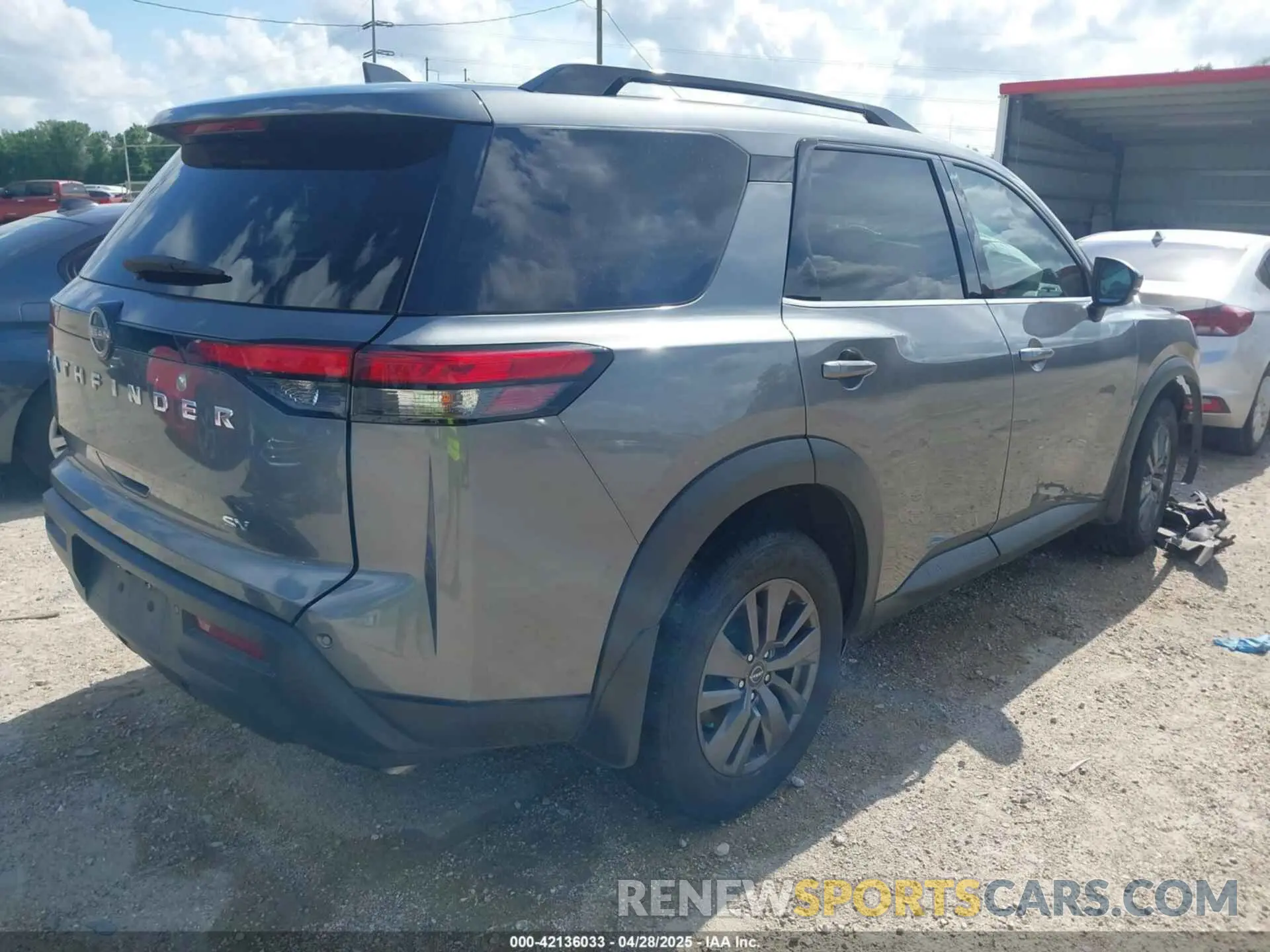 4 Photograph of a damaged car 5N1DR3BA6NC208304 NISSAN PATHFINDER 2022