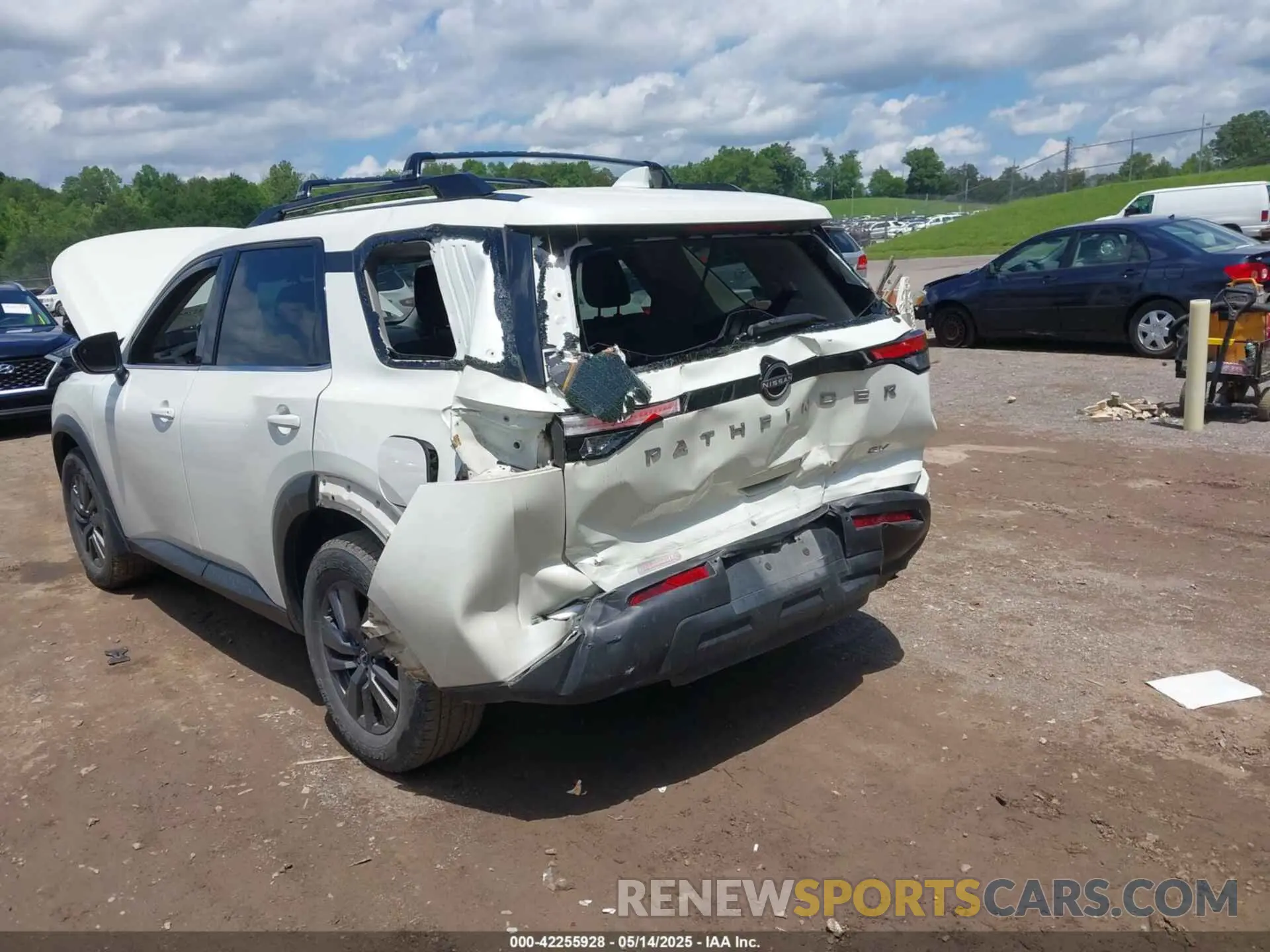 6 Photograph of a damaged car 5N1DR3BA7NC240498 NISSAN PATHFINDER 2022