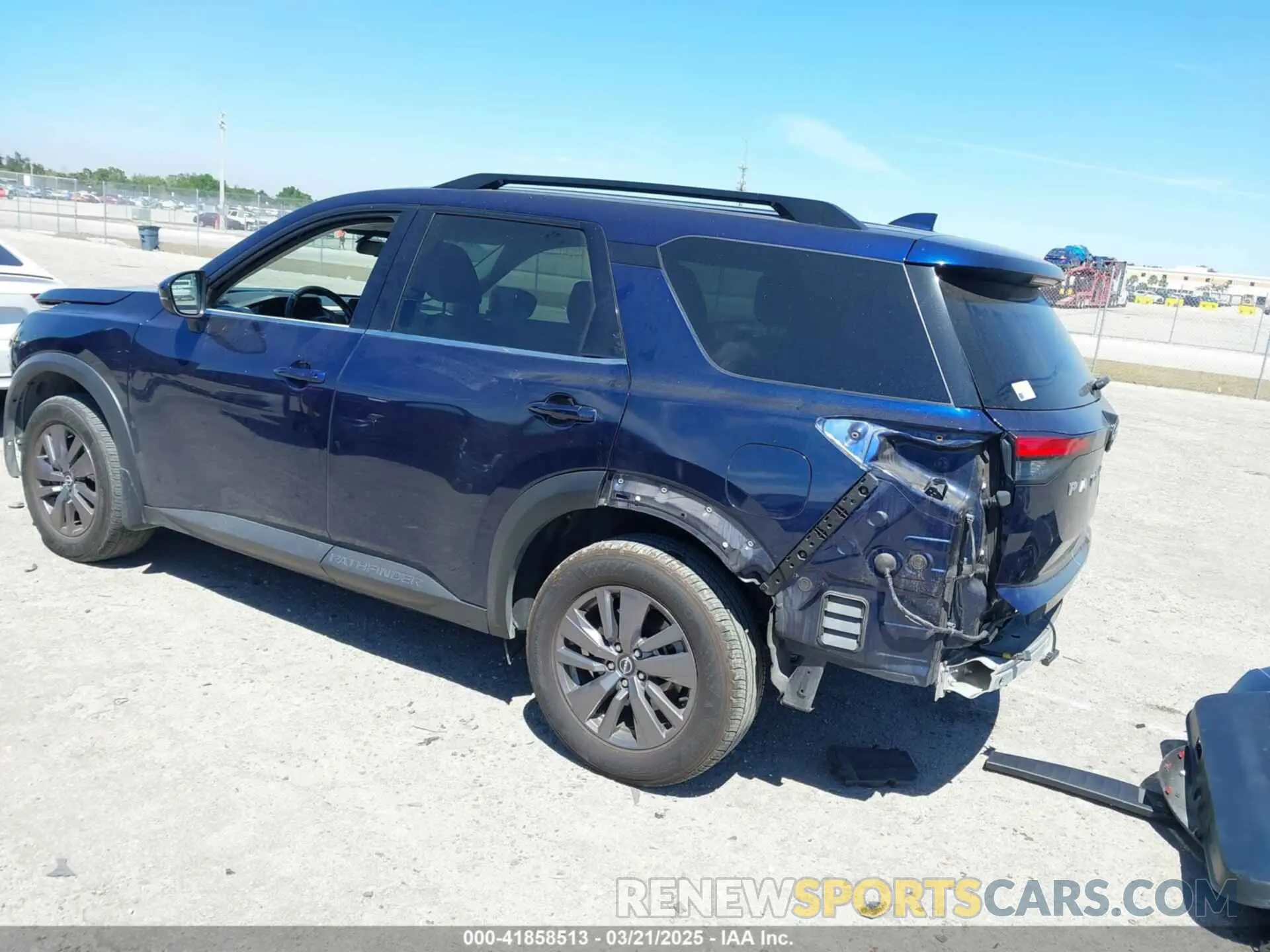 3 Photograph of a damaged car 5N1DR3BAXNC239233 NISSAN PATHFINDER 2022