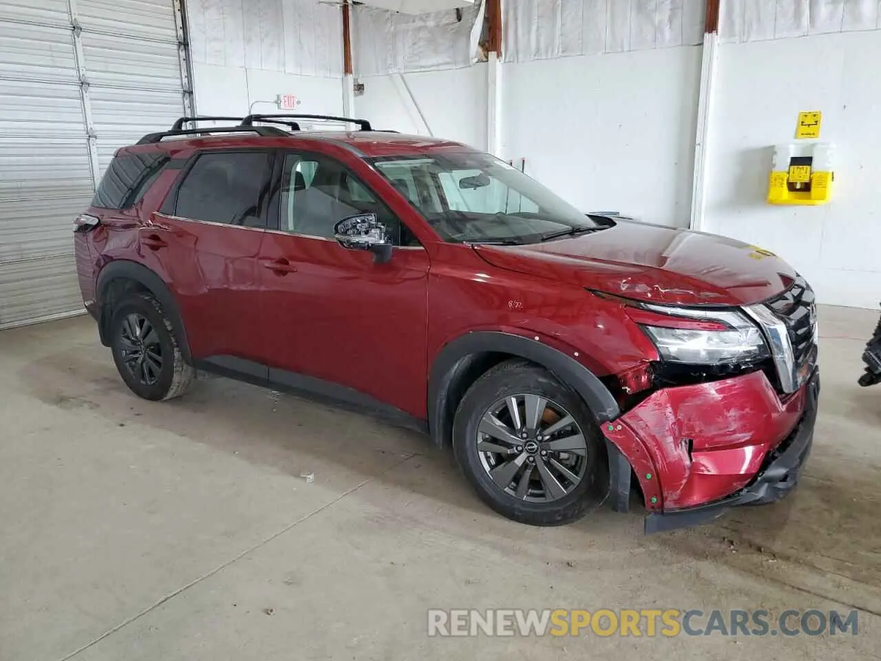 4 Photograph of a damaged car 5N1DR3BC1NC258447 NISSAN PATHFINDER 2022