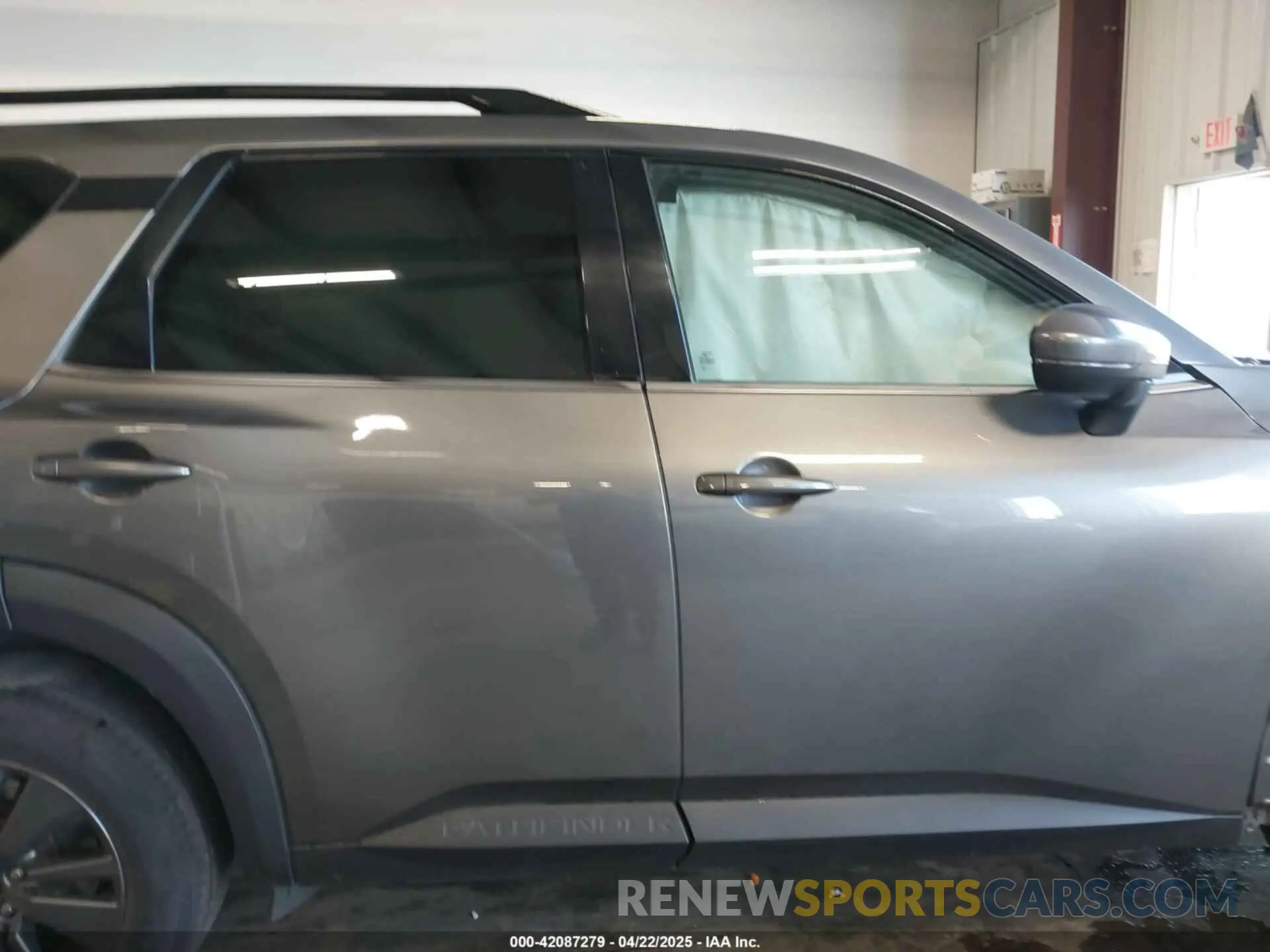14 Photograph of a damaged car 5N1DR3BC3NT213705 NISSAN PATHFINDER 2022