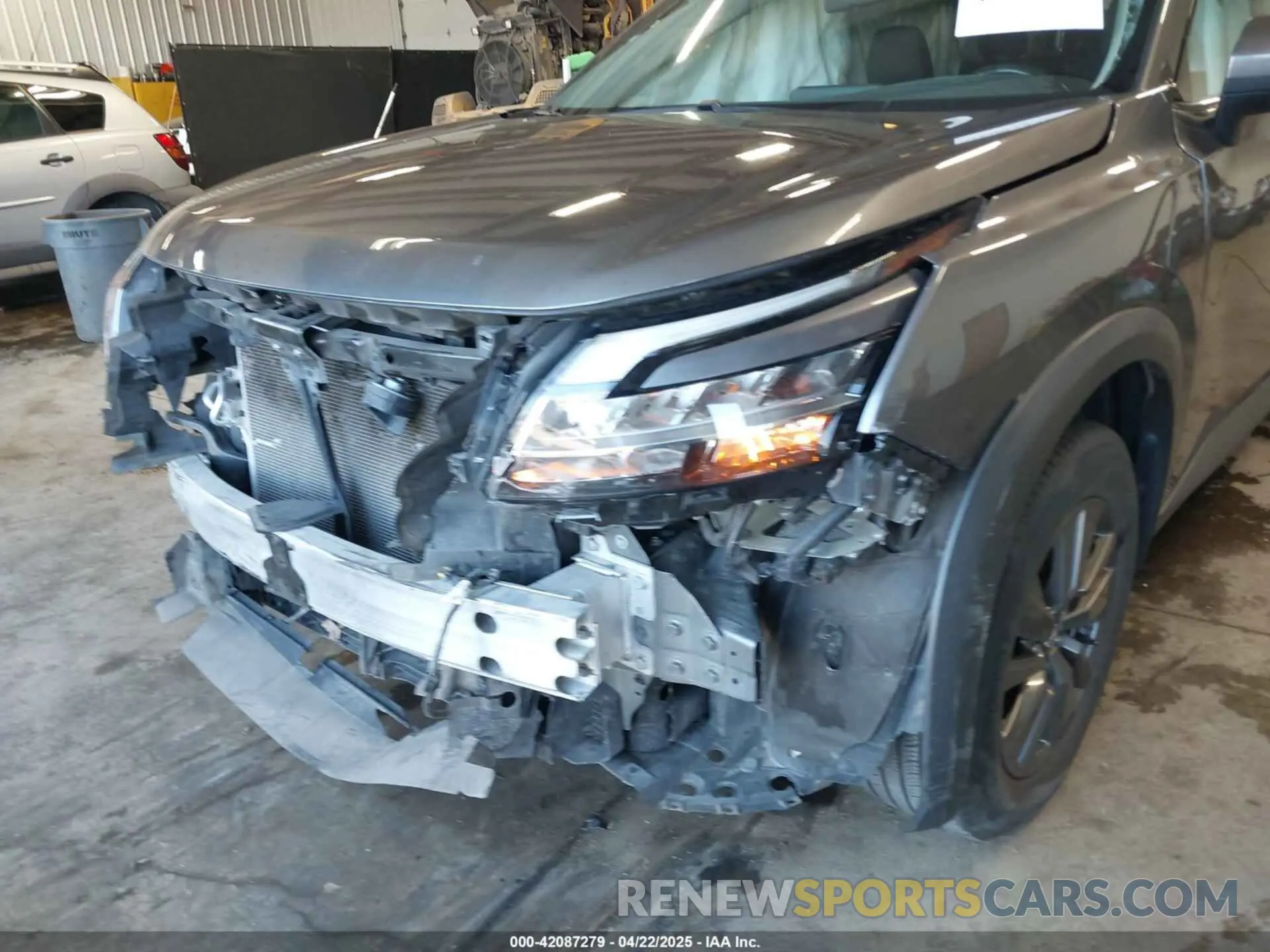 6 Photograph of a damaged car 5N1DR3BC3NT213705 NISSAN PATHFINDER 2022