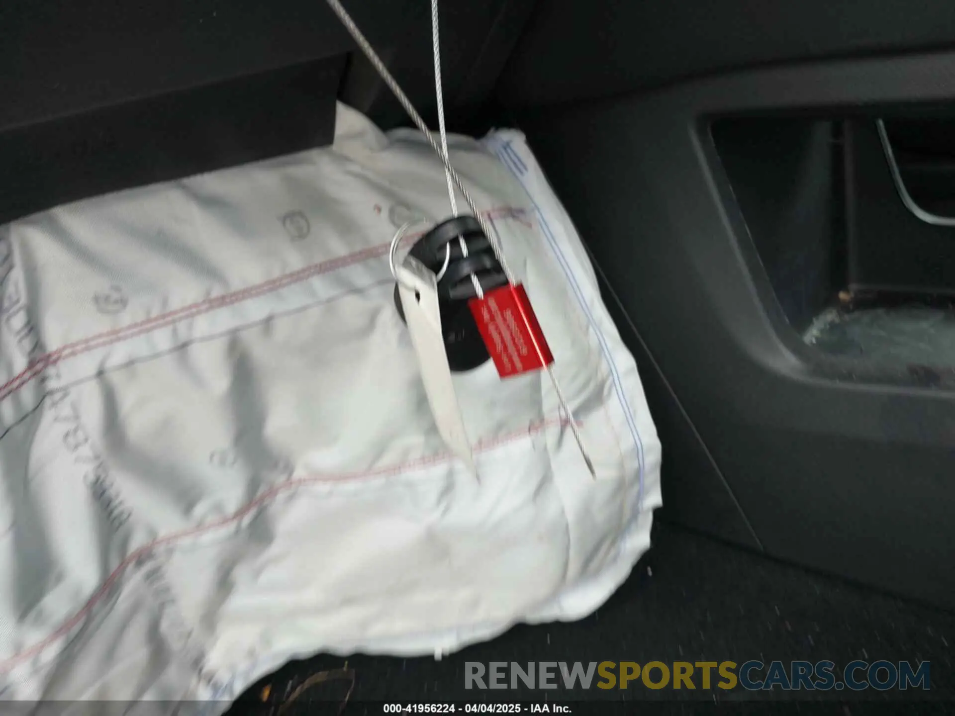 11 Photograph of a damaged car 5N1DR3BC4NC257194 NISSAN PATHFINDER 2022