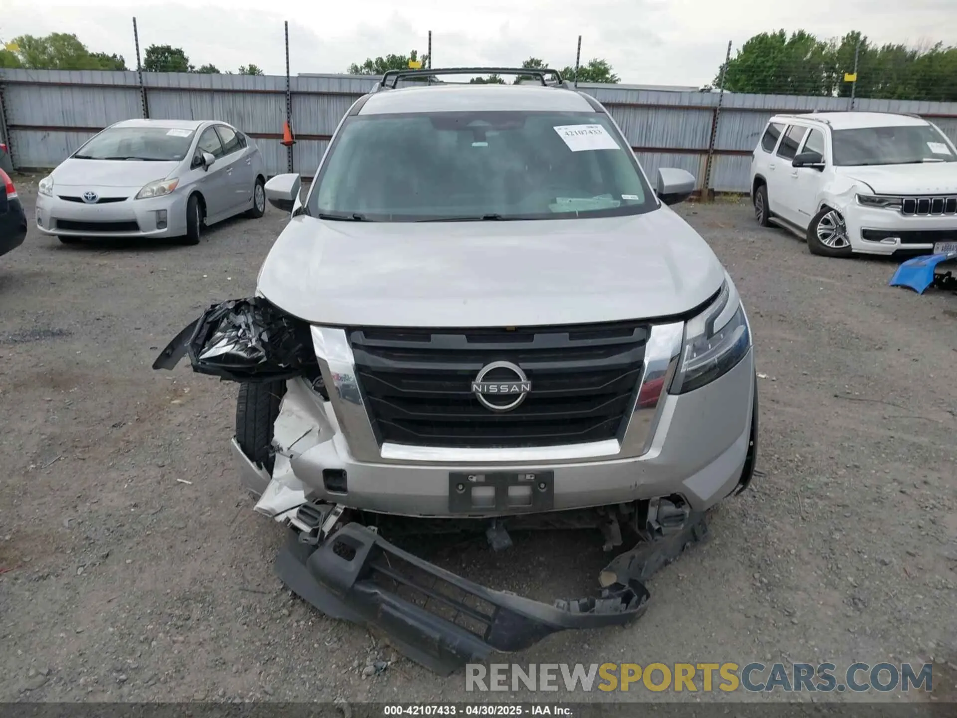 12 Photograph of a damaged car 5N1DR3BC6NC241692 NISSAN PATHFINDER 2022