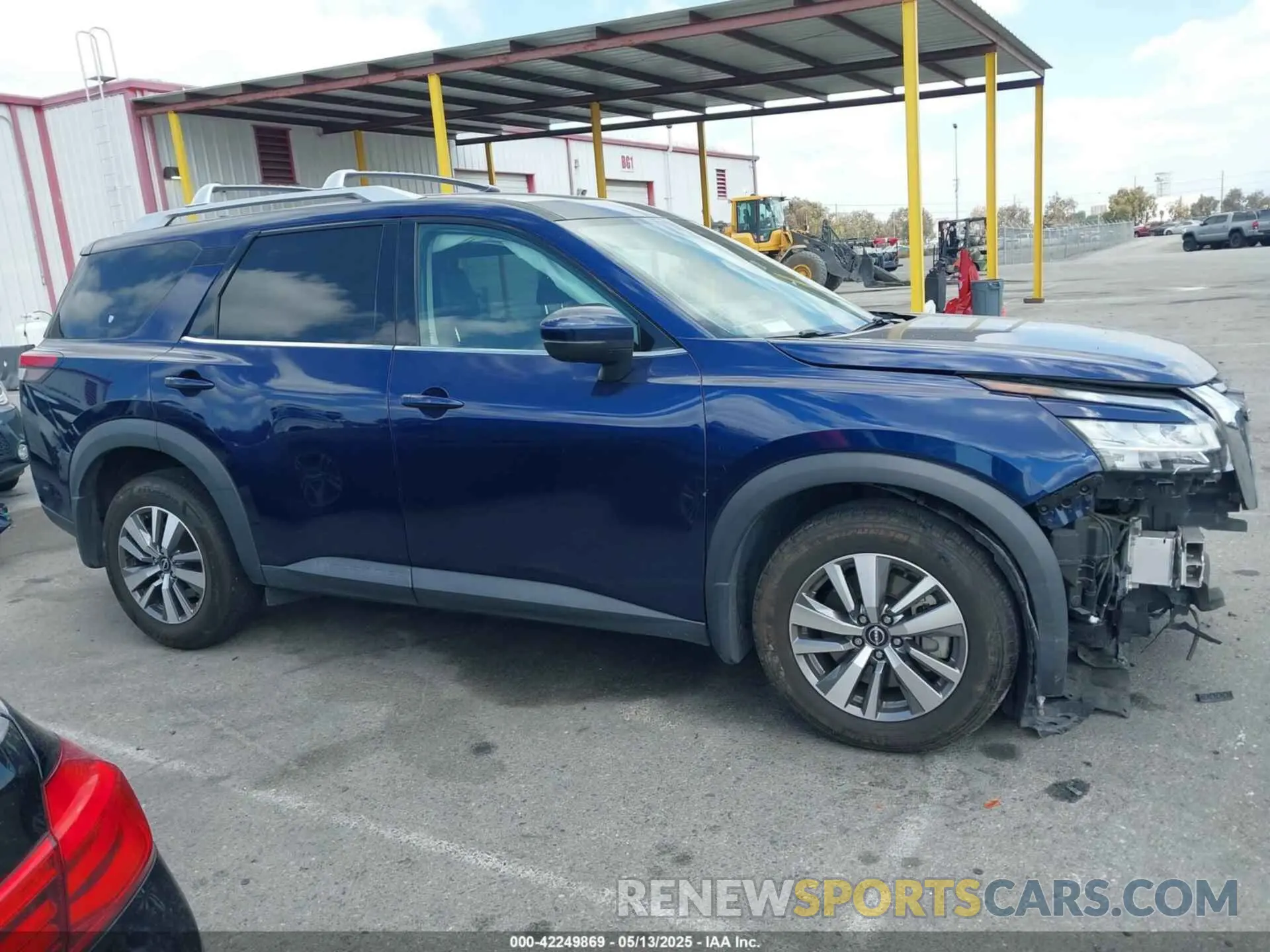 14 Photograph of a damaged car 5N1DR3CA3NC206542 NISSAN PATHFINDER 2022