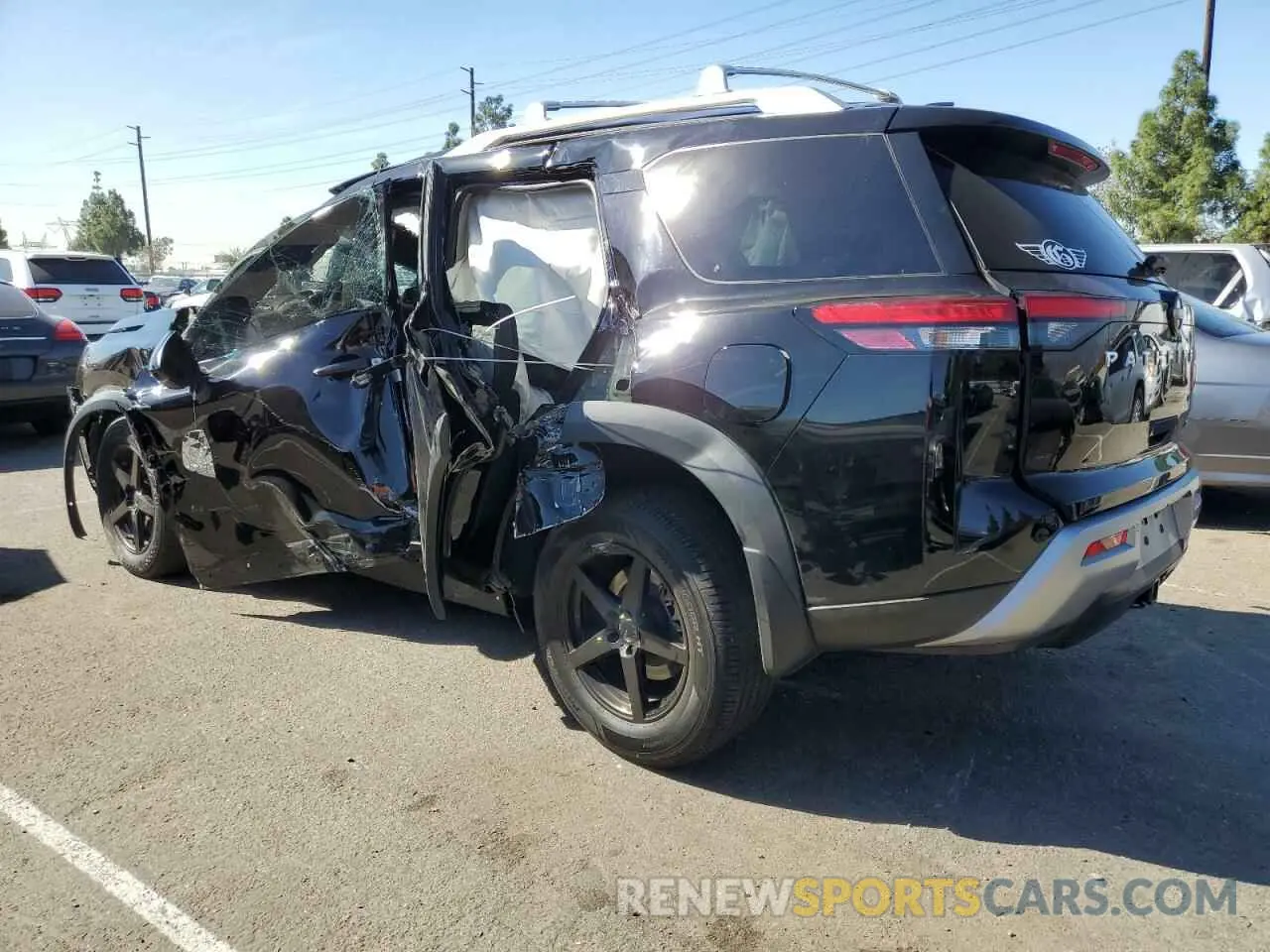 2 Photograph of a damaged car 5N1DR3CA5NC253815 NISSAN PATHFINDER 2022