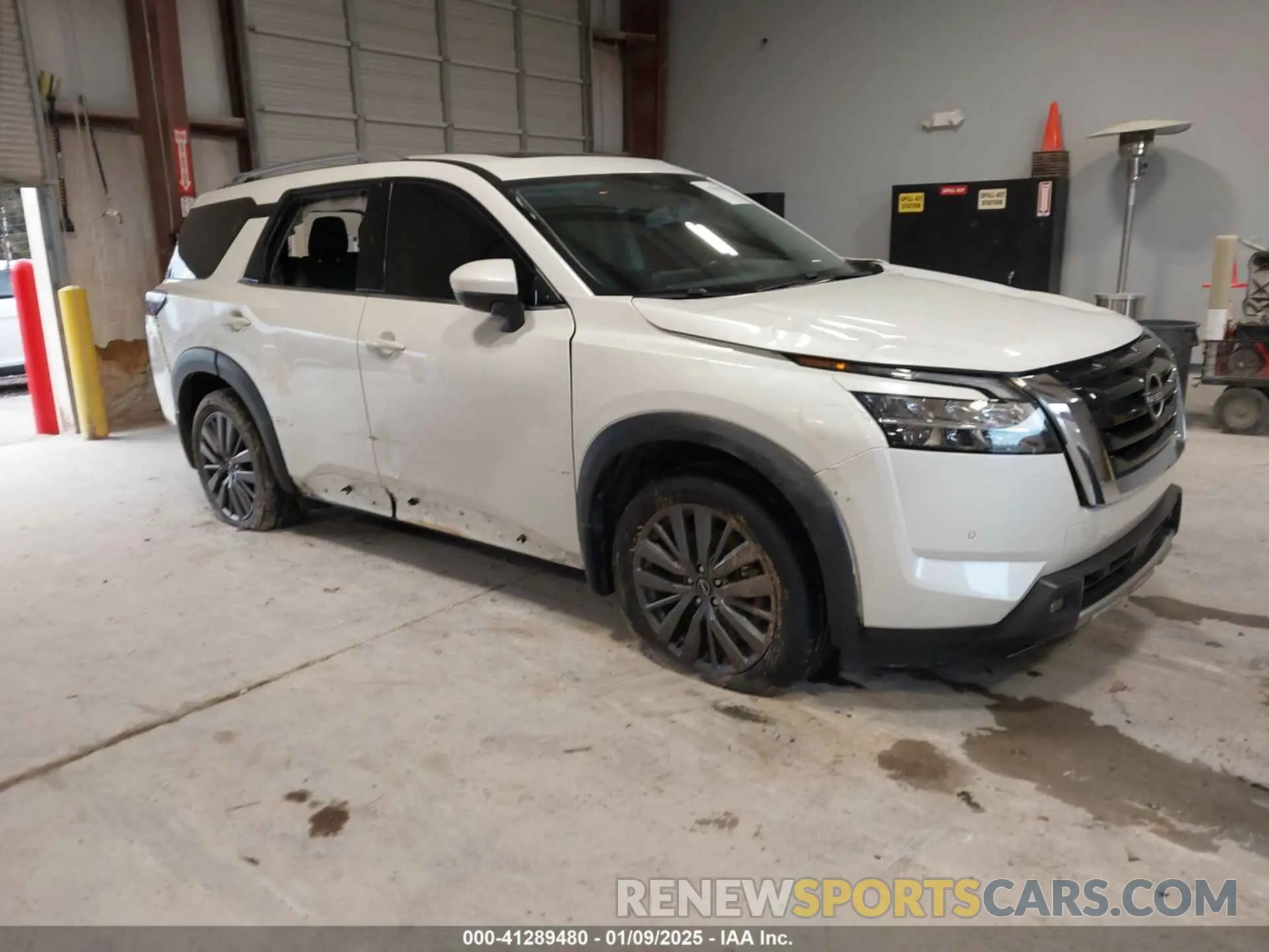 1 Photograph of a damaged car 5N1DR3CB3NC257192 NISSAN PATHFINDER 2022