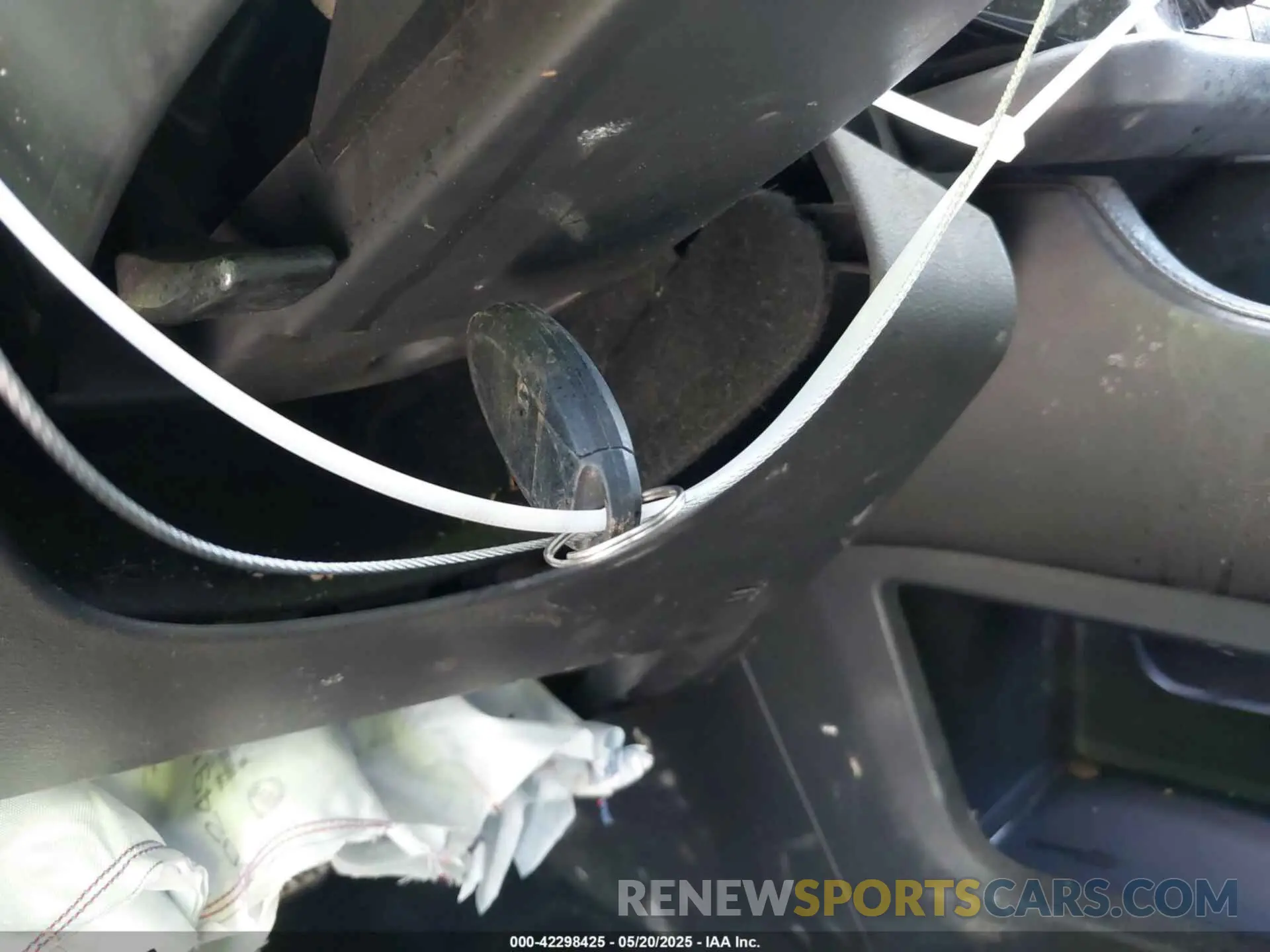 11 Photograph of a damaged car 5N1DR3CB7NC211557 NISSAN PATHFINDER 2022