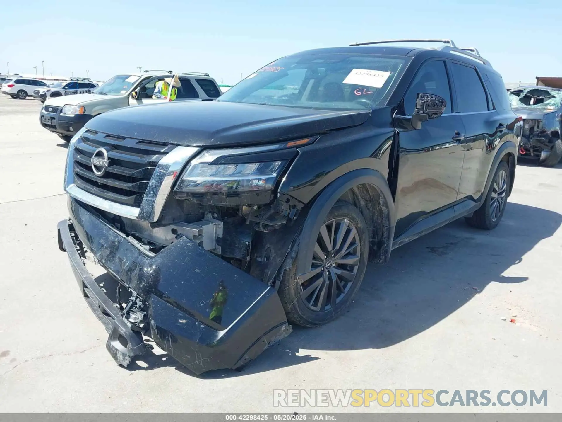2 Photograph of a damaged car 5N1DR3CB7NC211557 NISSAN PATHFINDER 2022