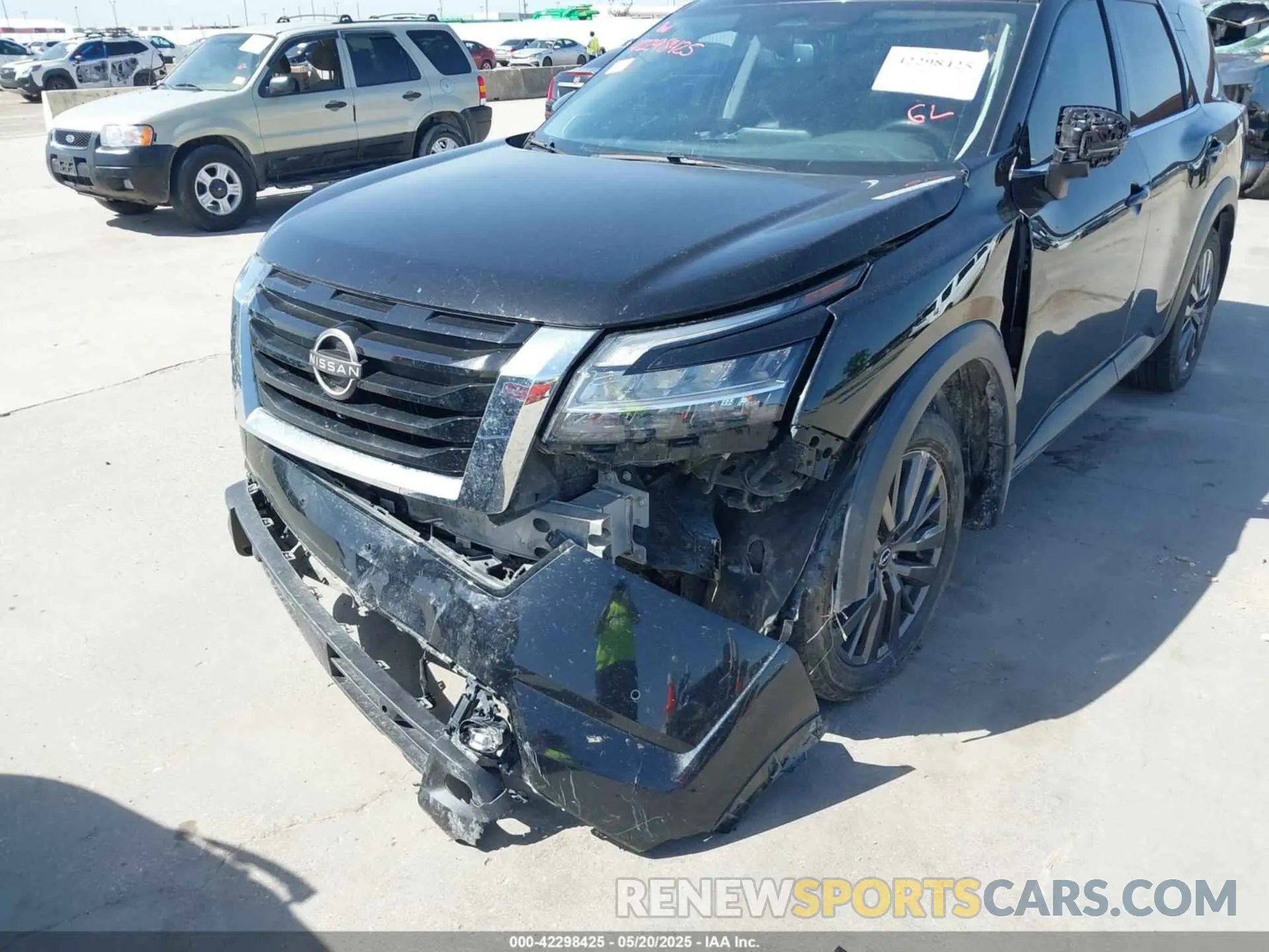 6 Photograph of a damaged car 5N1DR3CB7NC211557 NISSAN PATHFINDER 2022
