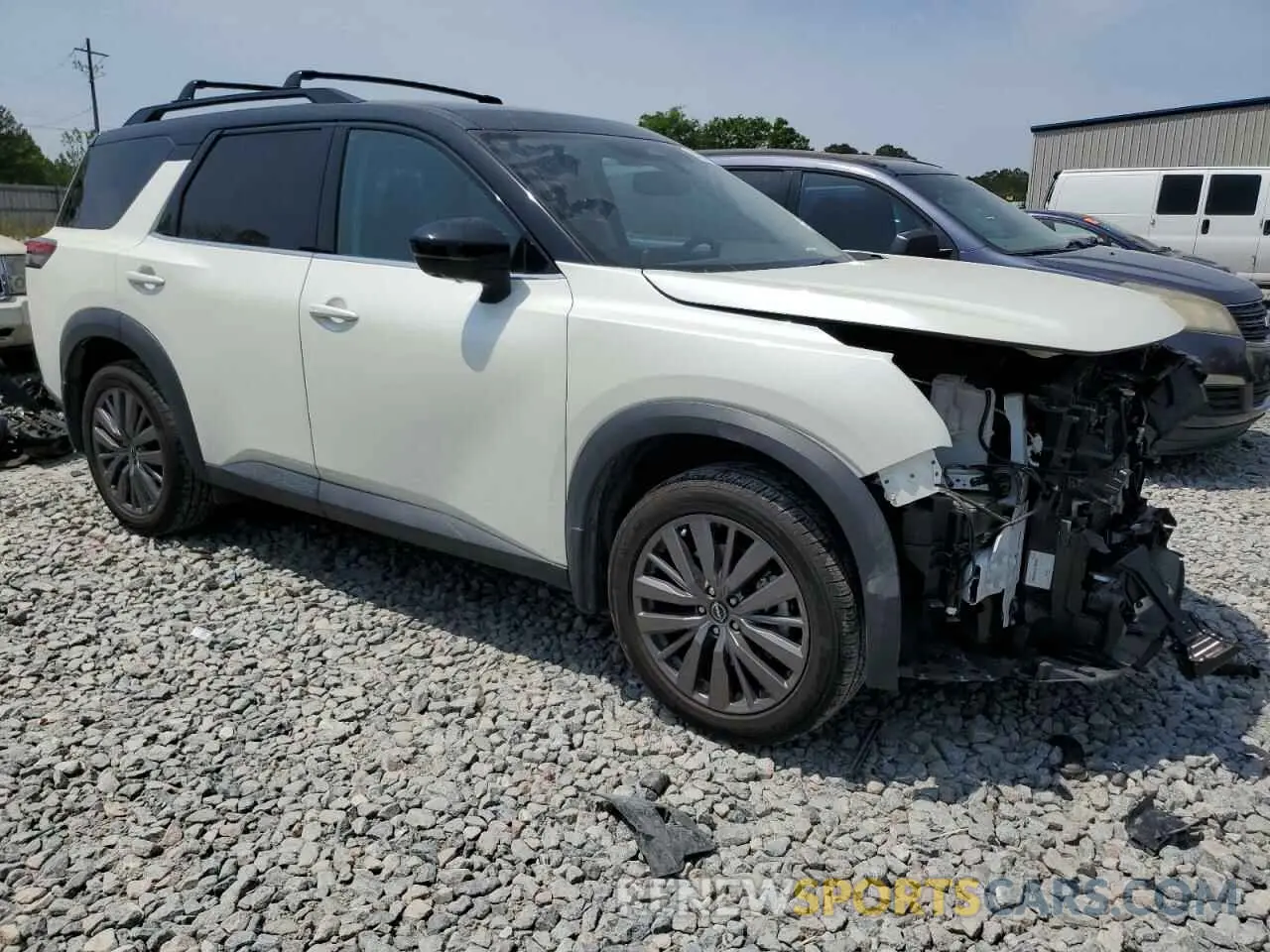 4 Photograph of a damaged car 5N1DR3CBXNC271686 NISSAN PATHFINDER 2022