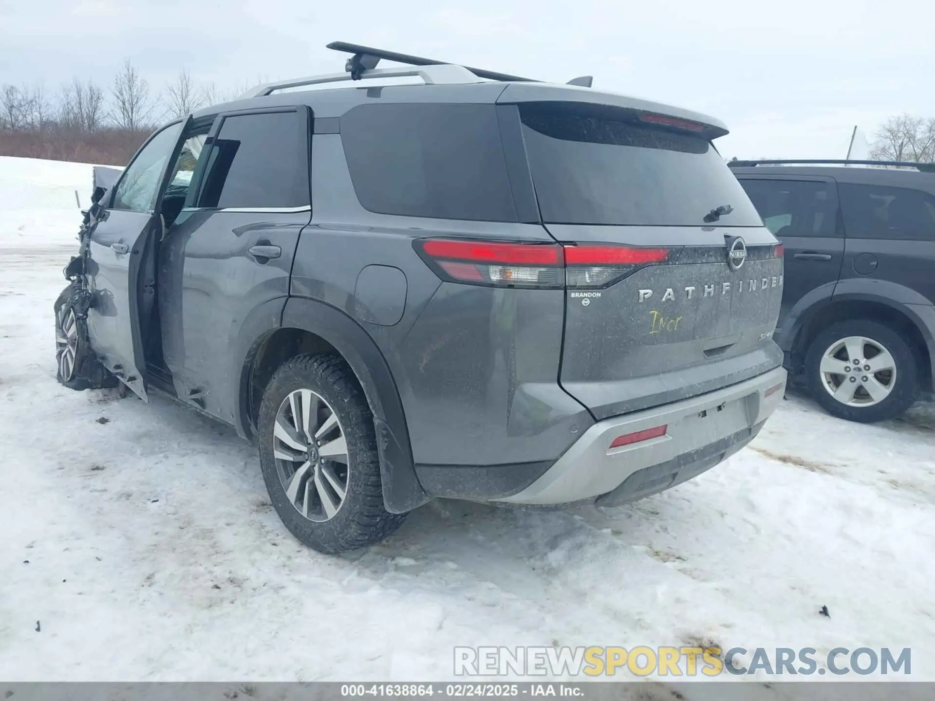3 Photograph of a damaged car 5N1DR3CC1NC264876 NISSAN PATHFINDER 2022