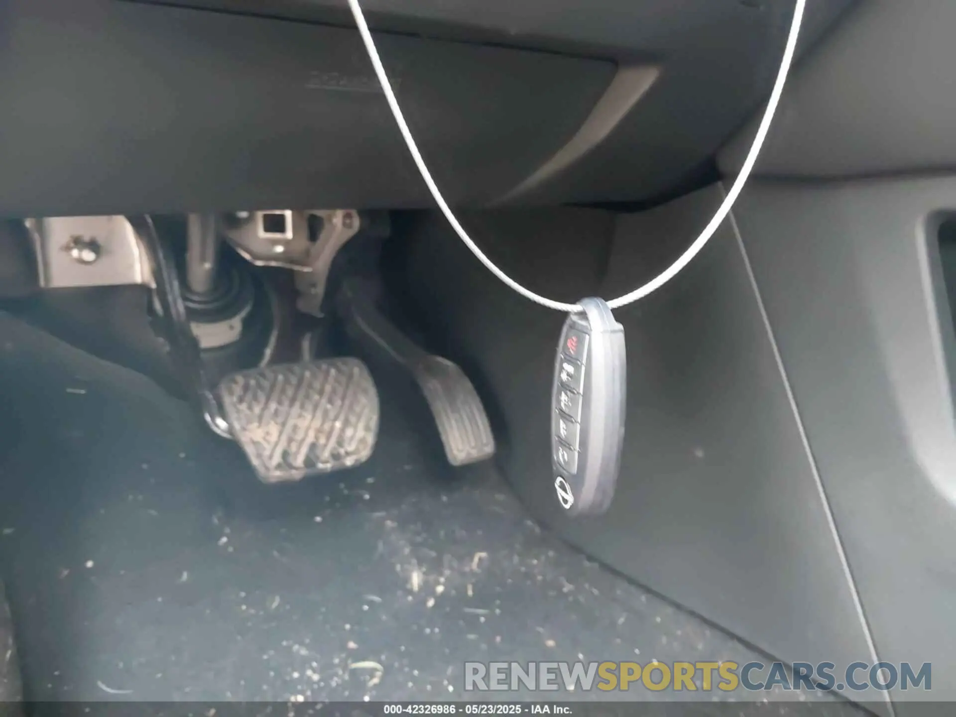 11 Photograph of a damaged car 5N1DR3CC2NC260545 NISSAN PATHFINDER 2022