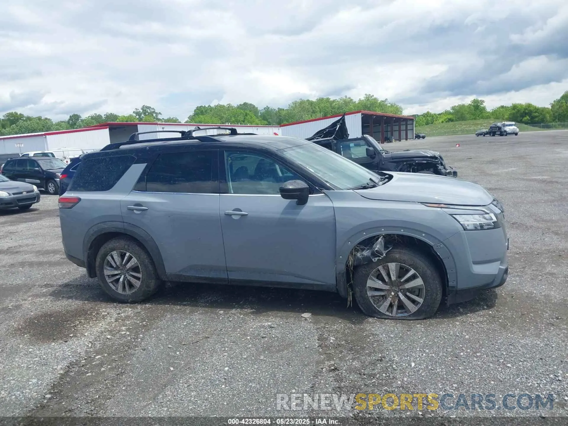12 Photograph of a damaged car 5N1DR3CC3NC205313 NISSAN PATHFINDER 2022