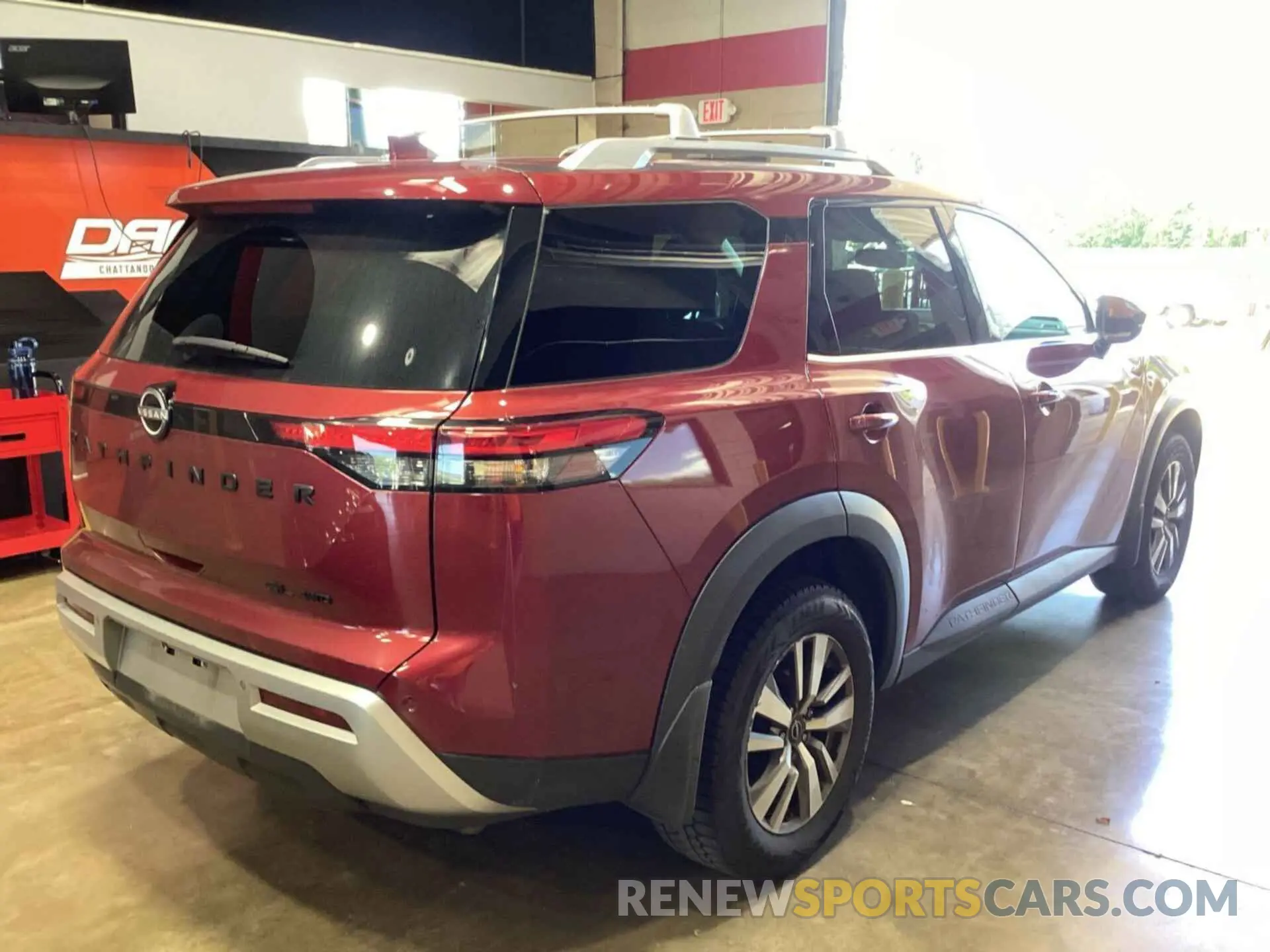 3 Photograph of a damaged car 5N1DR3CC3NC264703 NISSAN PATHFINDER 2022