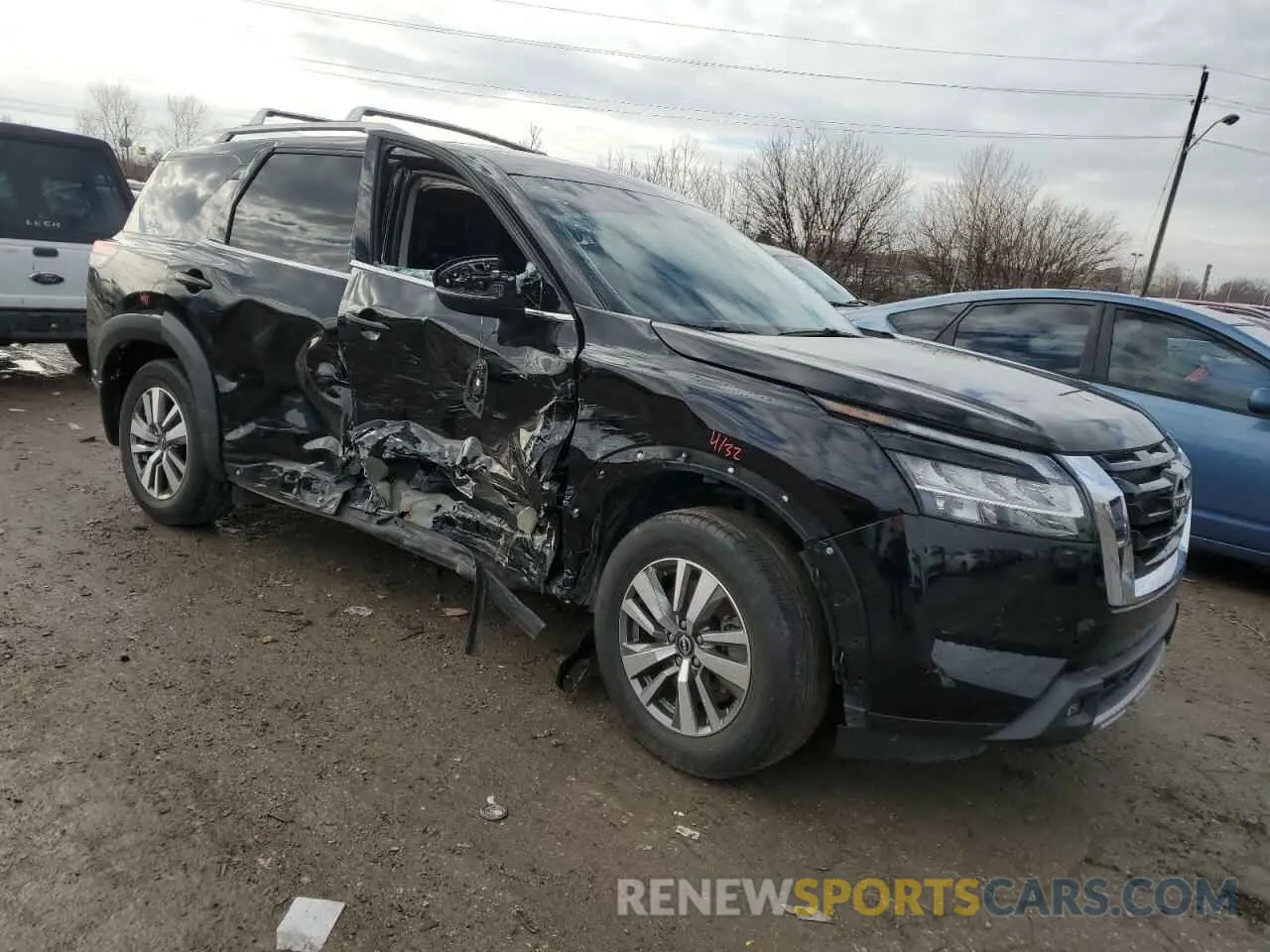 4 Photograph of a damaged car 5N1DR3CC5NC206530 NISSAN PATHFINDER 2022
