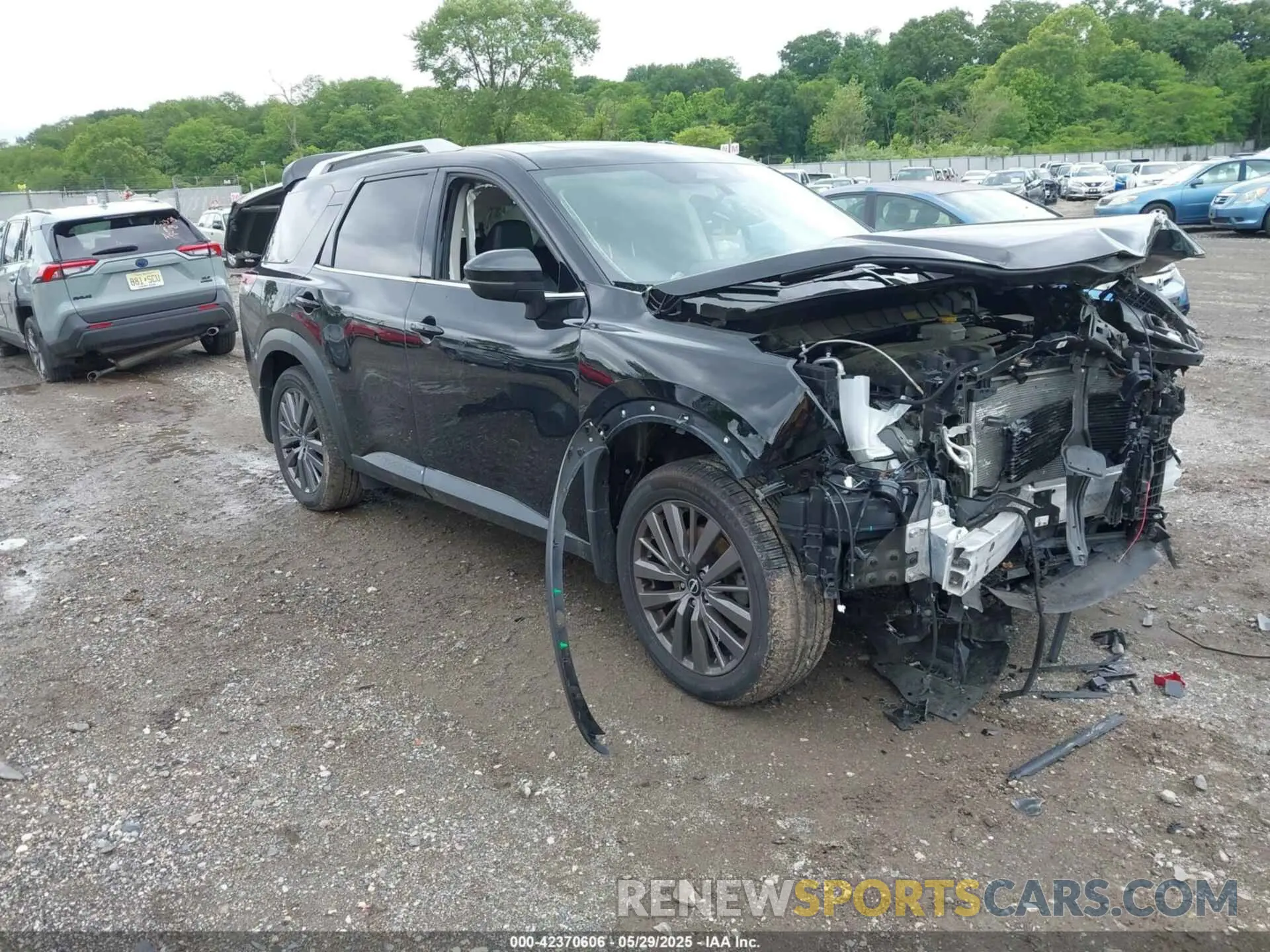 1 Photograph of a damaged car 5N1DR3CE2NC225098 NISSAN PATHFINDER 2022