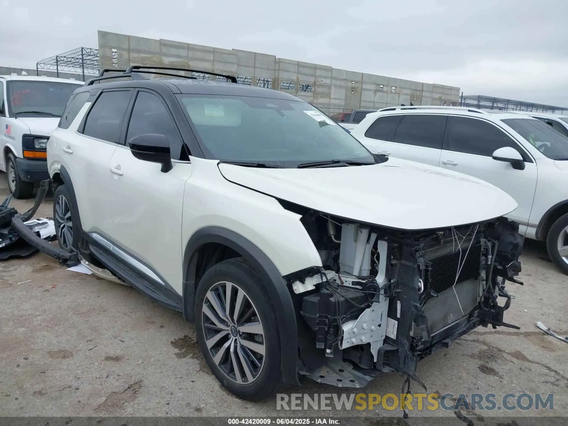 1 Photograph of a damaged car 5N1DR3DG7NC269310 NISSAN PATHFINDER 2022