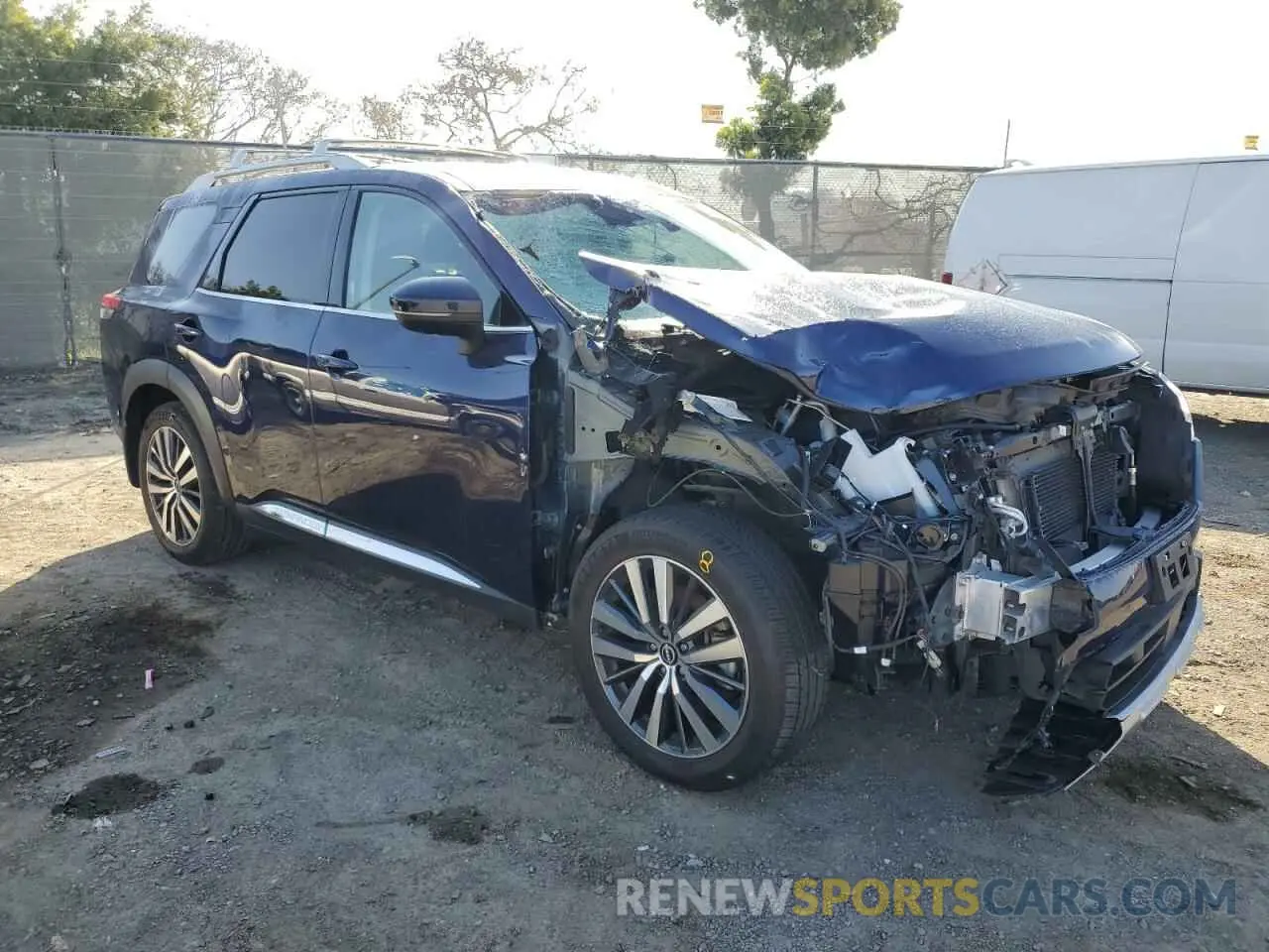 4 Photograph of a damaged car 5N1DR3DH5NC203427 NISSAN PATHFINDER 2022