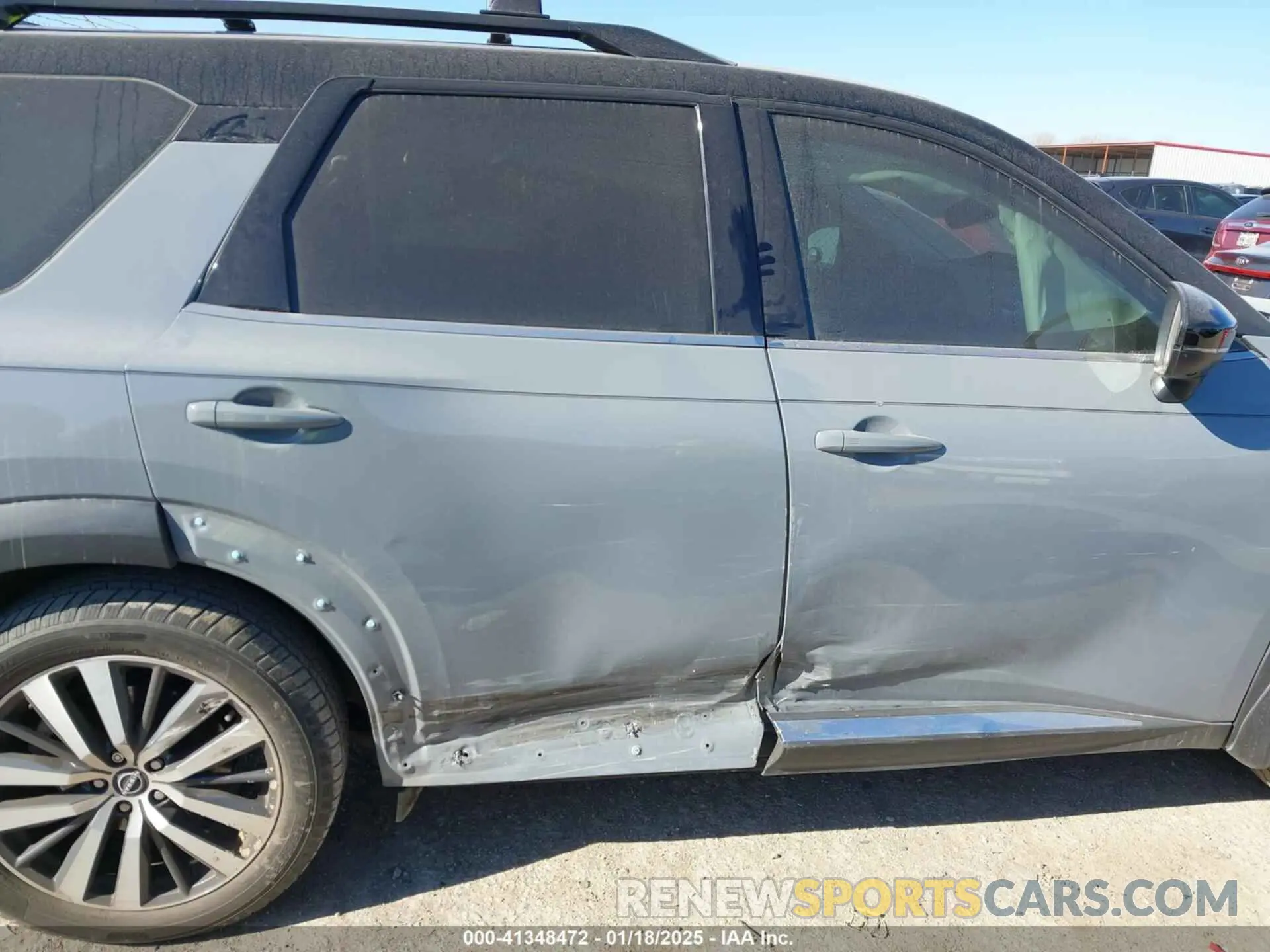 12 Photograph of a damaged car 5N1DR3DH7NC201260 NISSAN PATHFINDER 2022