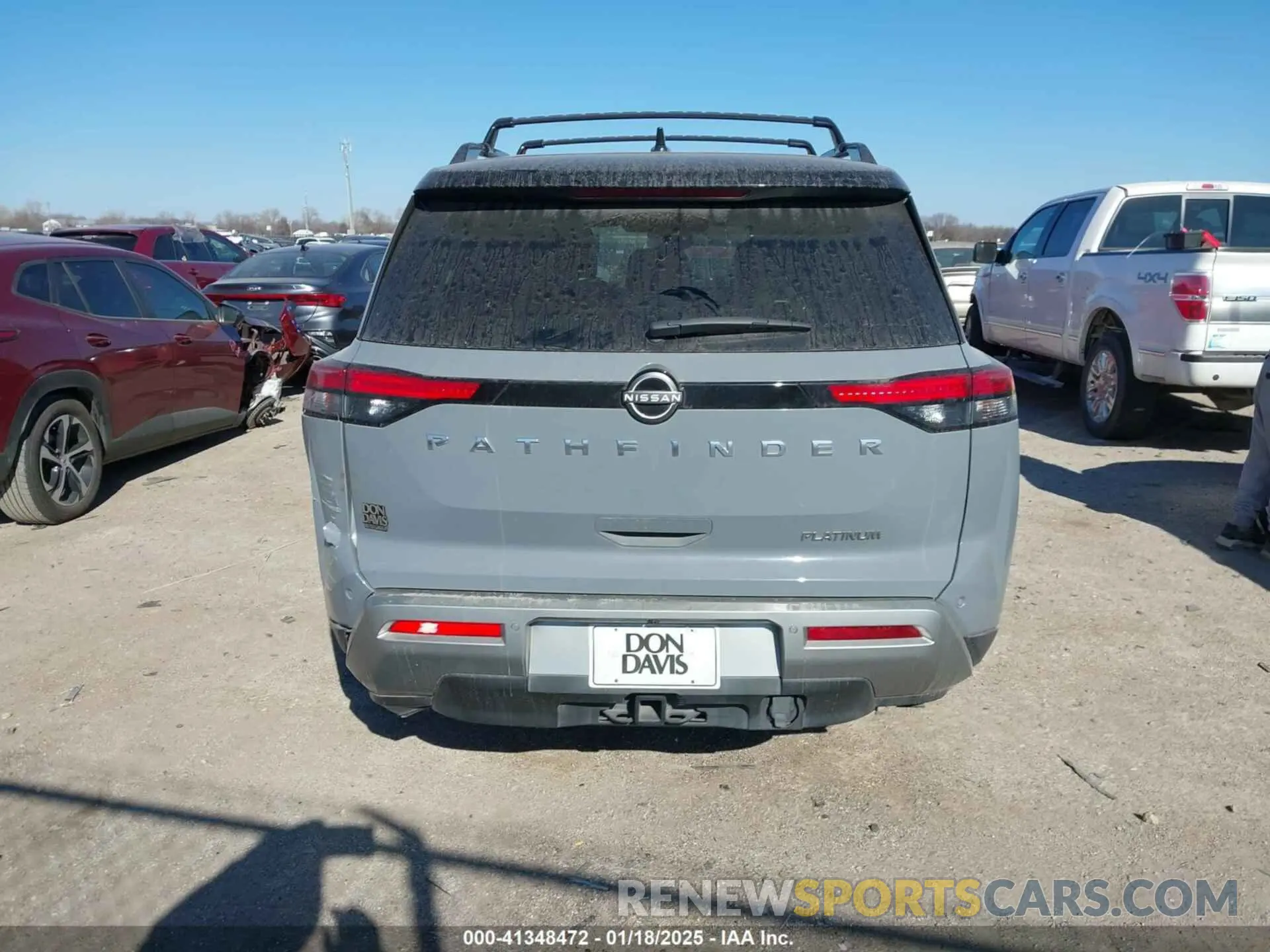 15 Photograph of a damaged car 5N1DR3DH7NC201260 NISSAN PATHFINDER 2022