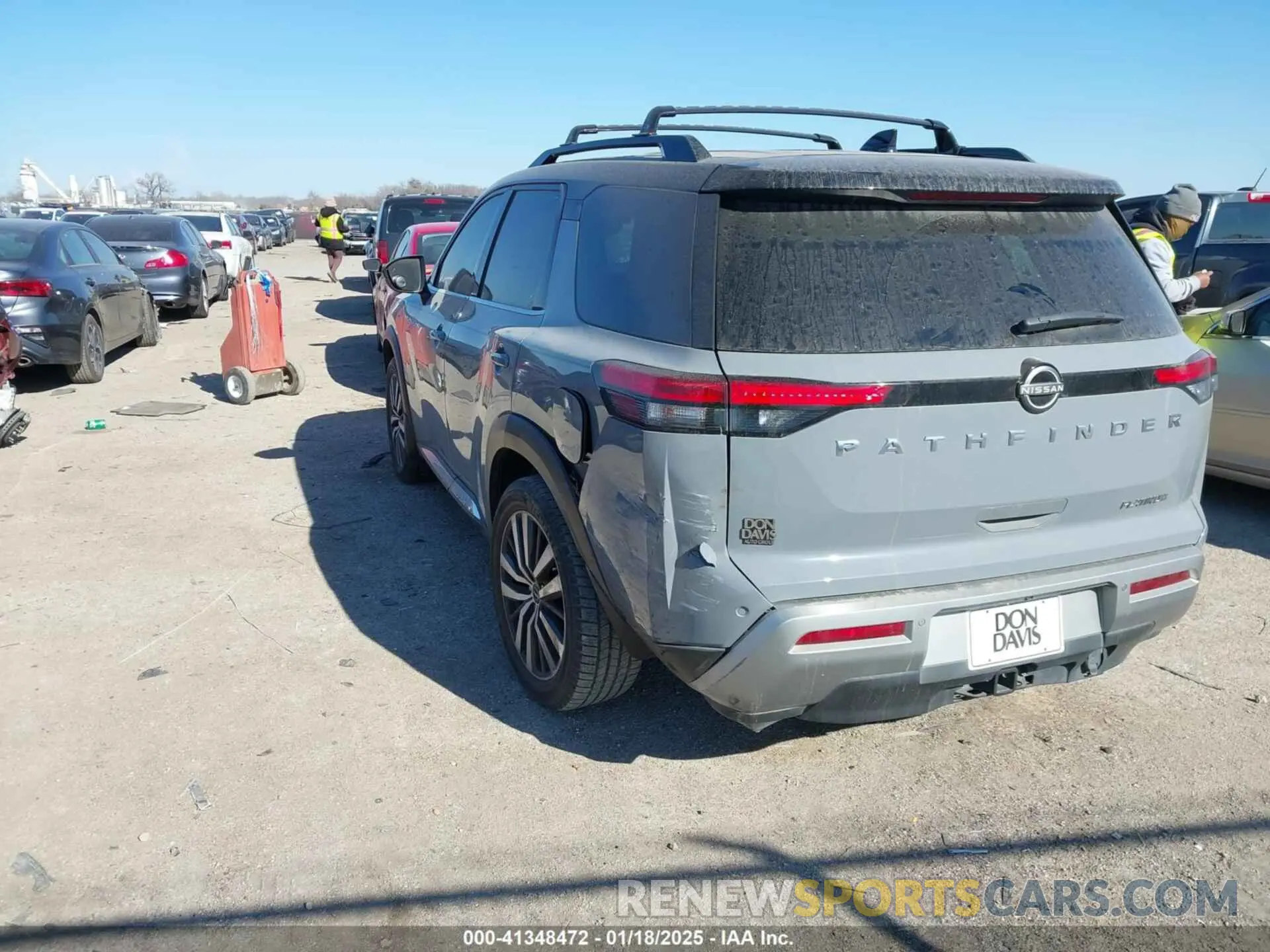 3 Photograph of a damaged car 5N1DR3DH7NC201260 NISSAN PATHFINDER 2022