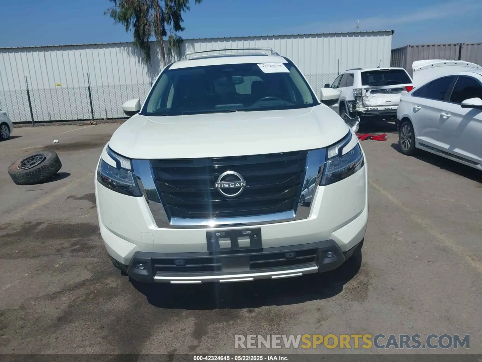 13 Photograph of a damaged car 5N1DR3DH9NC248614 NISSAN PATHFINDER 2022