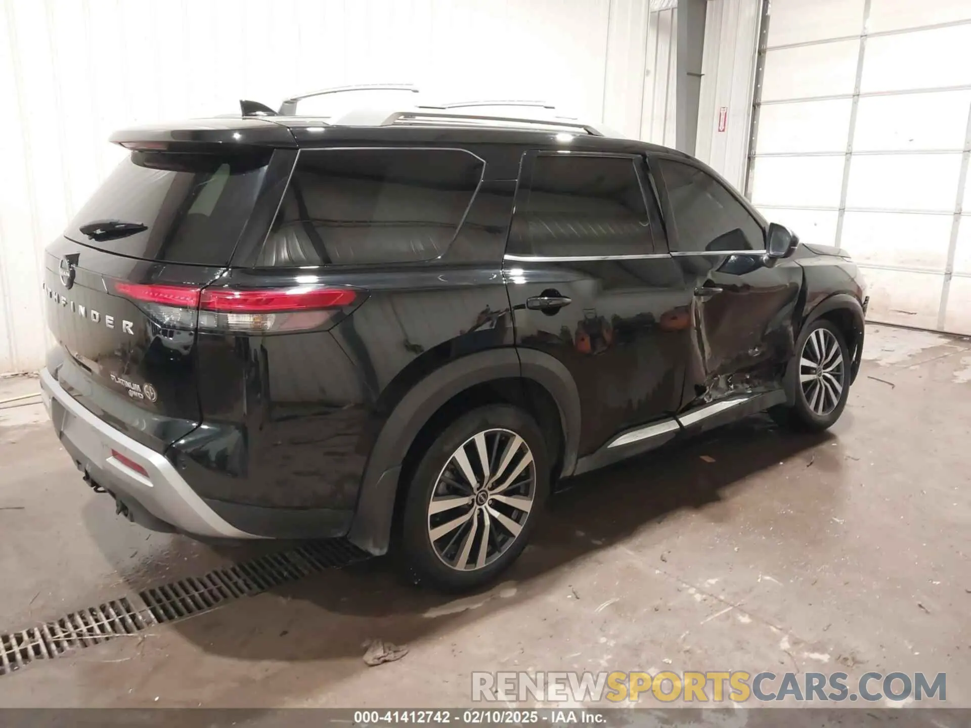 4 Photograph of a damaged car 5N1DR3DJ4NC259359 NISSAN PATHFINDER 2022