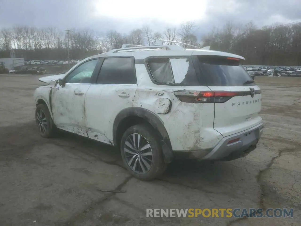 2 Photograph of a damaged car 5N1DR3DJ4NC263945 NISSAN PATHFINDER 2022
