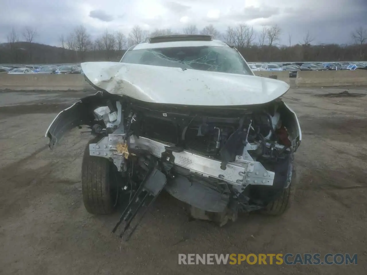 5 Photograph of a damaged car 5N1DR3DJ4NC263945 NISSAN PATHFINDER 2022