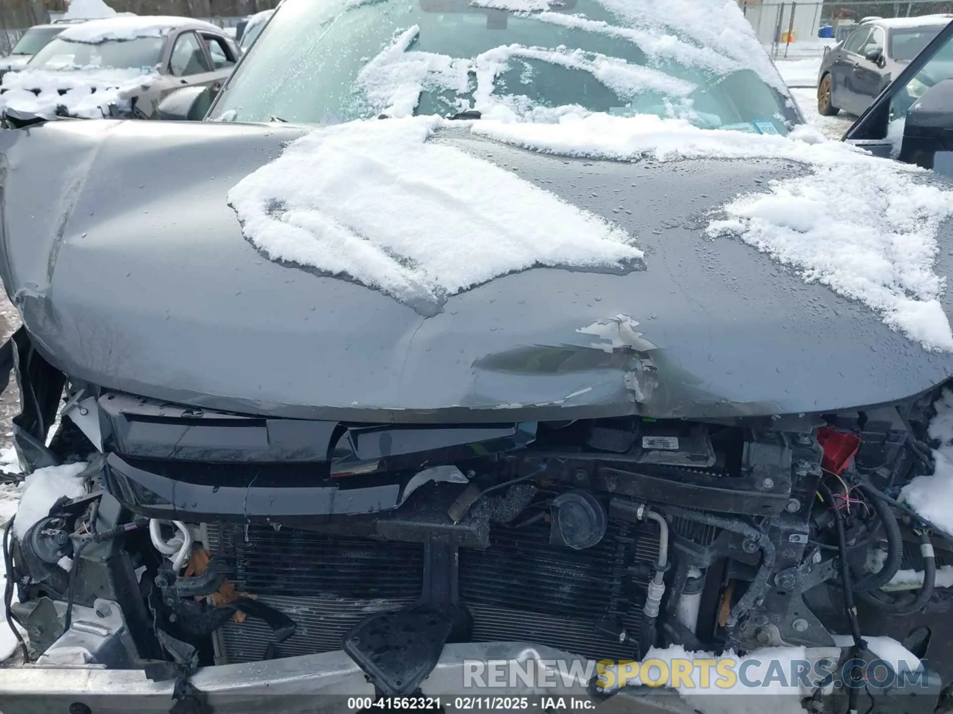 10 Photograph of a damaged car 5N1DR3DK1NC218034 NISSAN PATHFINDER 2022