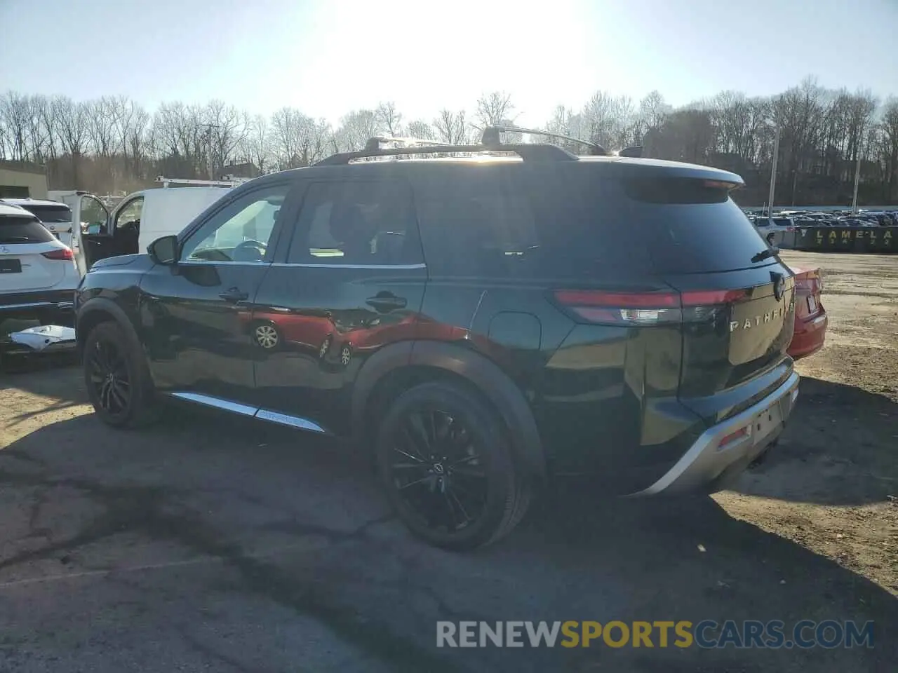 2 Photograph of a damaged car 5N1DR3DK5NC202211 NISSAN PATHFINDER 2022