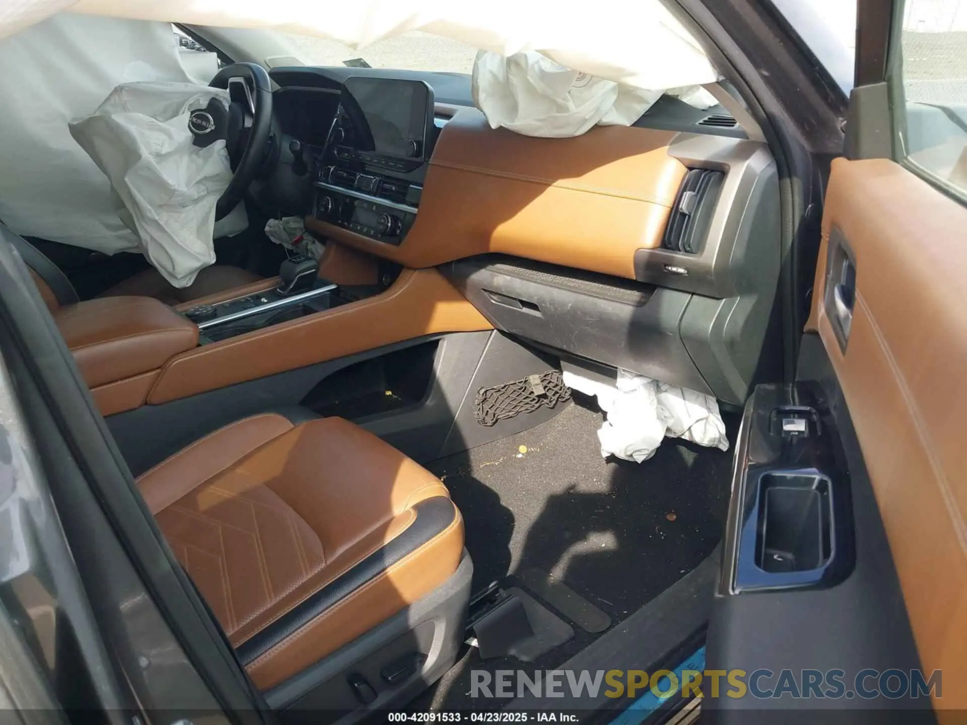 5 Photograph of a damaged car 5N1DR3DK8NC209248 NISSAN PATHFINDER 2022