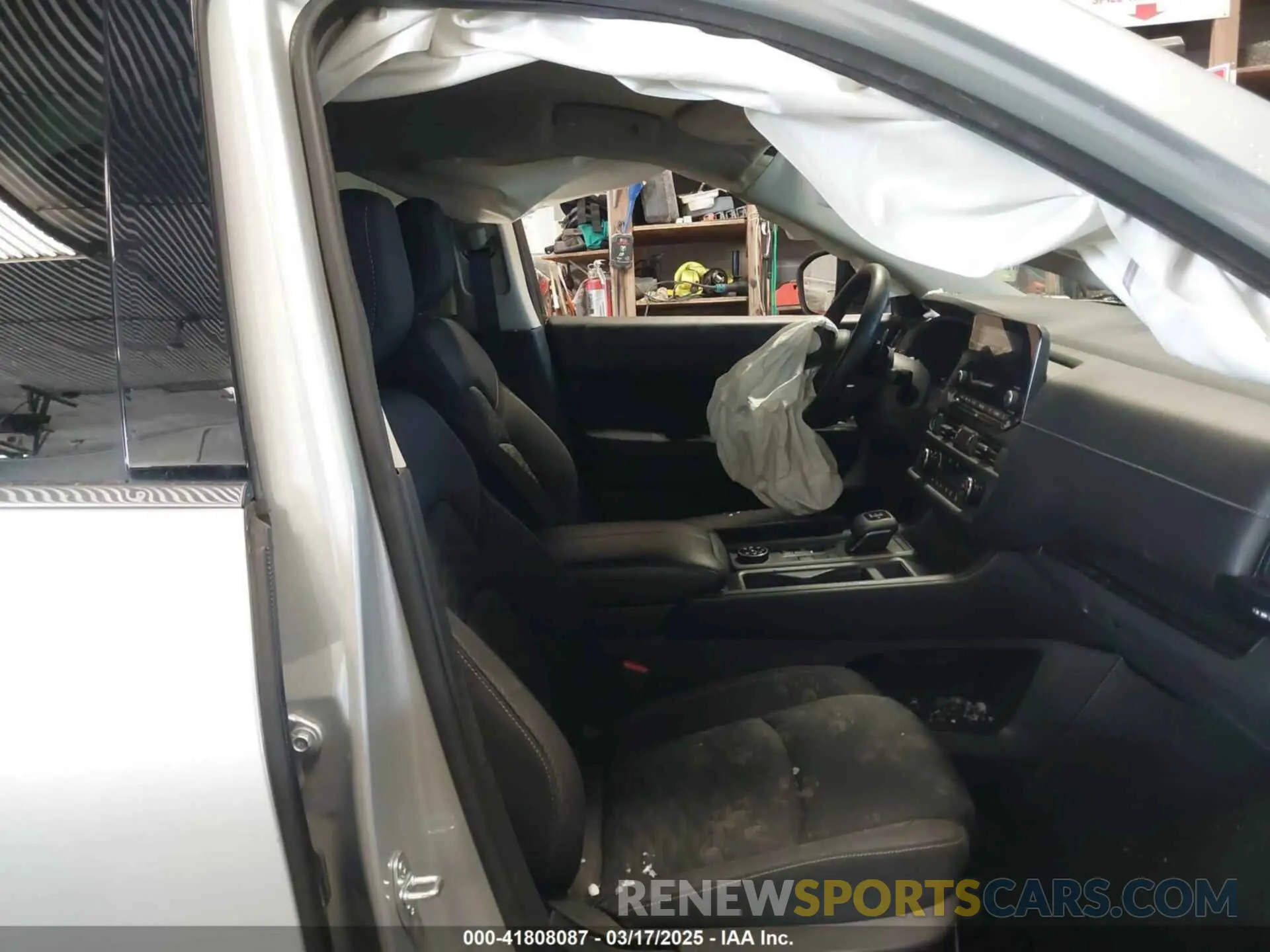 5 Photograph of a damaged car 5N1DR3AC3PC219508 NISSAN PATHFINDER 2023