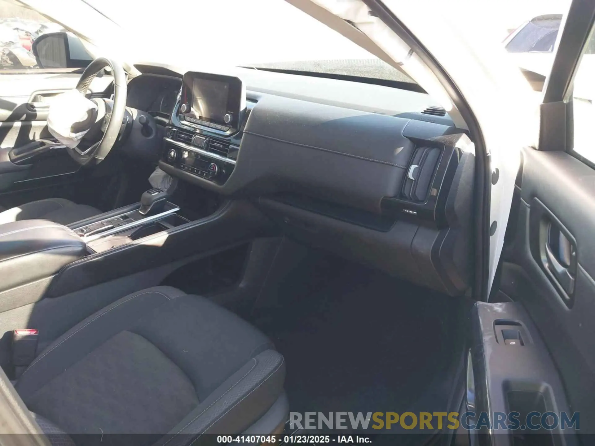 5 Photograph of a damaged car 5N1DR3BA7PC249611 NISSAN PATHFINDER 2023