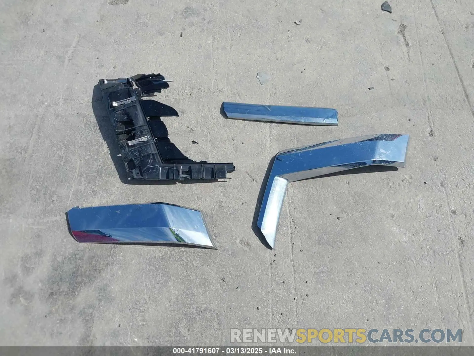 12 Photograph of a damaged car 5N1DR3BA9PC271609 NISSAN PATHFINDER 2023