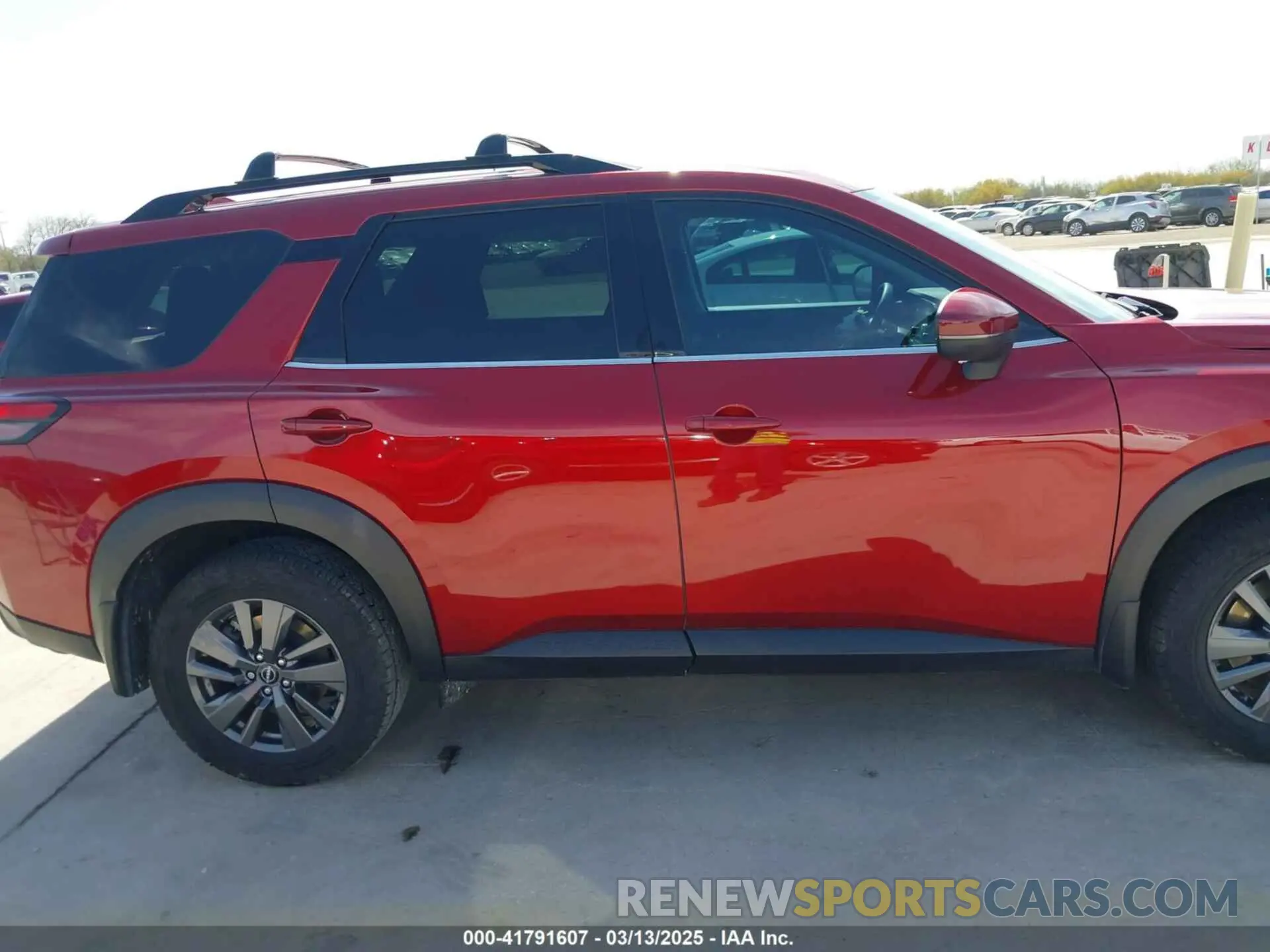 14 Photograph of a damaged car 5N1DR3BA9PC271609 NISSAN PATHFINDER 2023