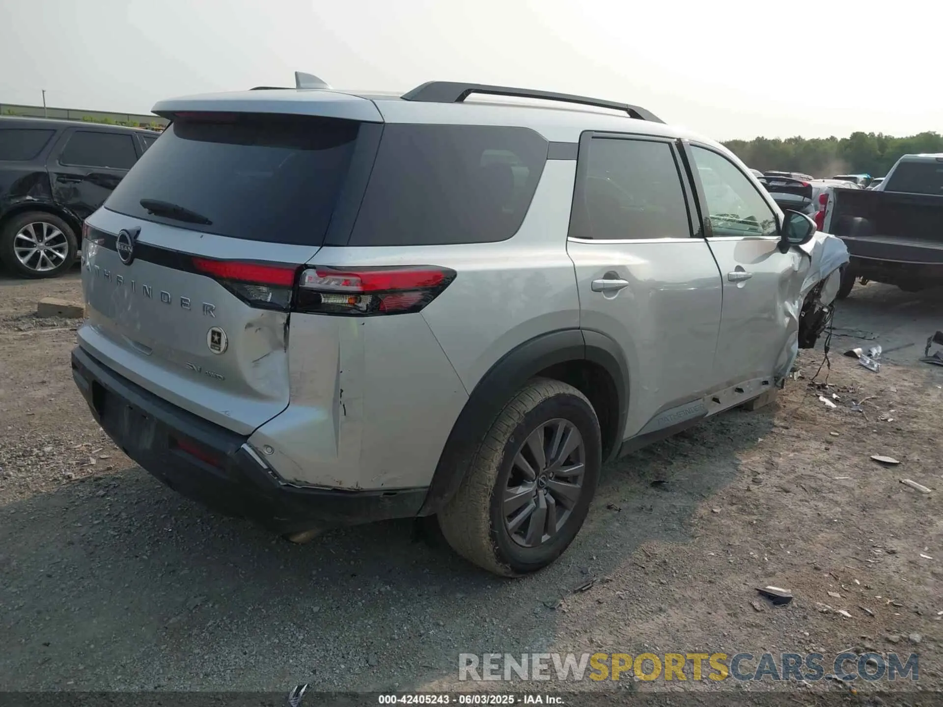 4 Photograph of a damaged car 5N1DR3BC7PC250212 NISSAN PATHFINDER 2023