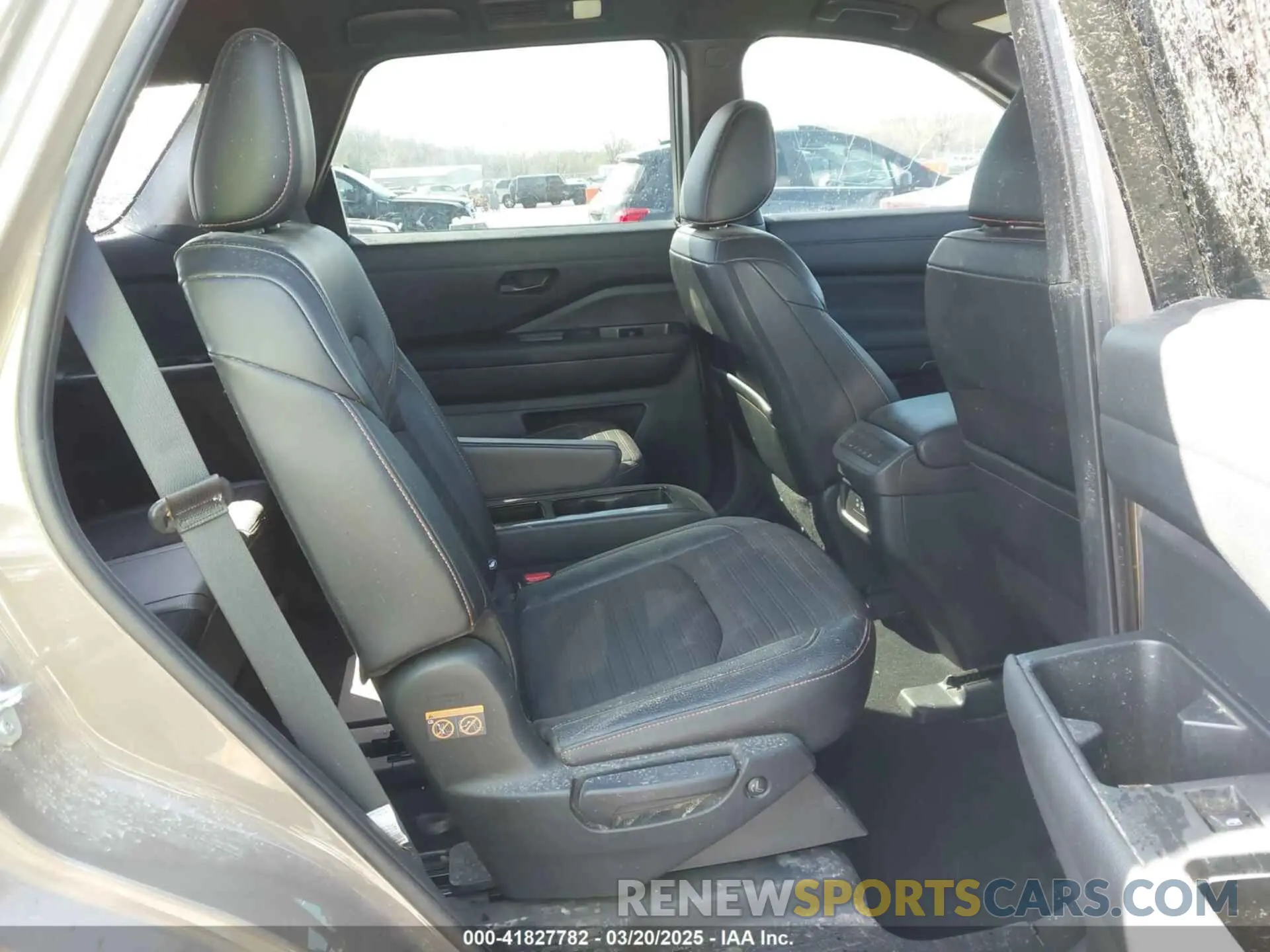 8 Photograph of a damaged car 5N1DR3BD6PC278169 NISSAN PATHFINDER 2023