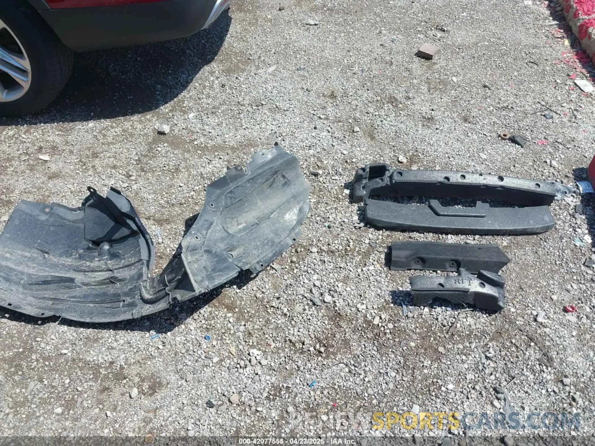 18 Photograph of a damaged car 5N1DR3BD8PC223755 NISSAN PATHFINDER 2023