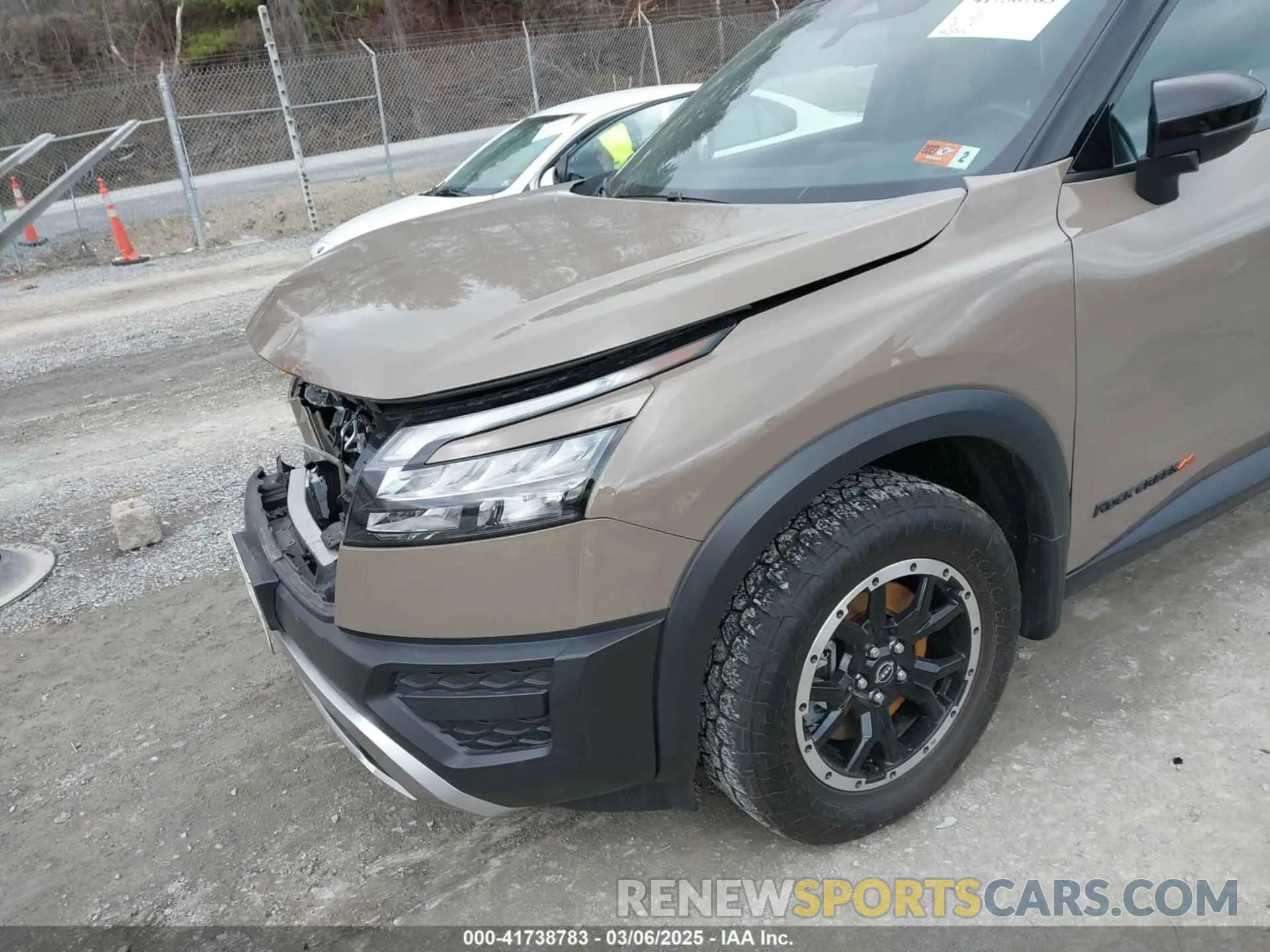 18 Photograph of a damaged car 5N1DR3BD9PC254223 NISSAN PATHFINDER 2023