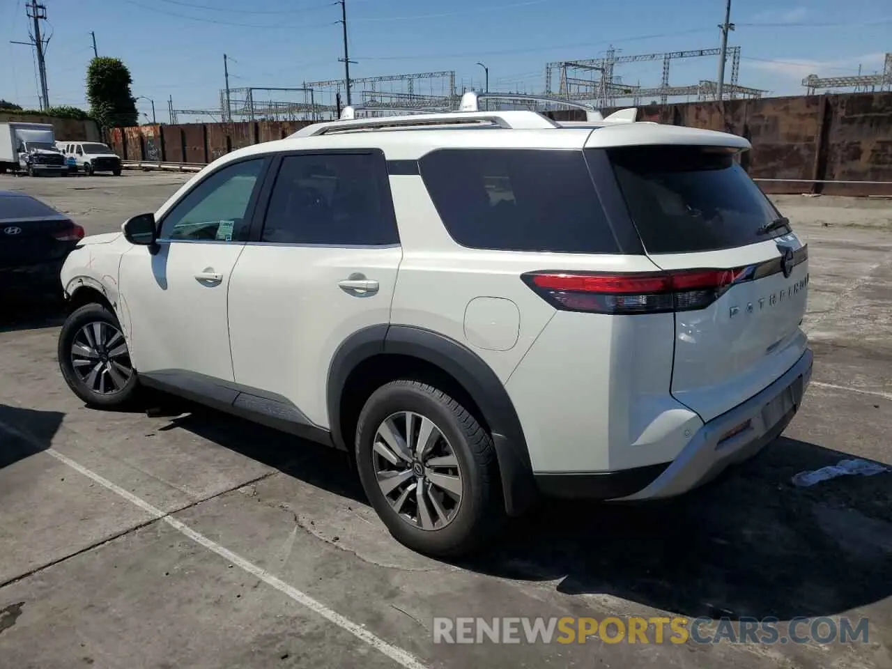 2 Photograph of a damaged car 5N1DR3CA0PC239873 NISSAN PATHFINDER 2023