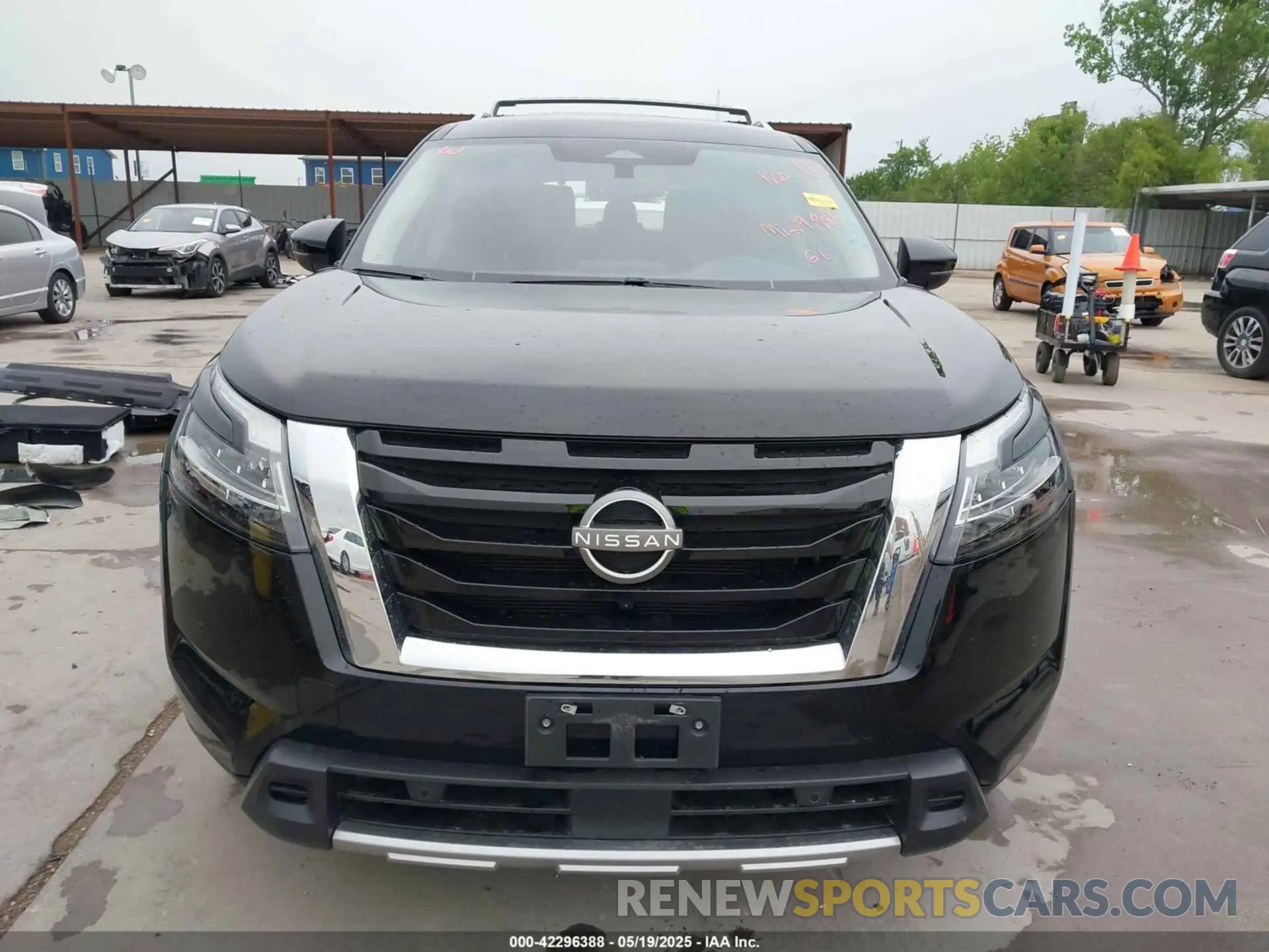 13 Photograph of a damaged car 5N1DR3CA1PC277841 NISSAN PATHFINDER 2023