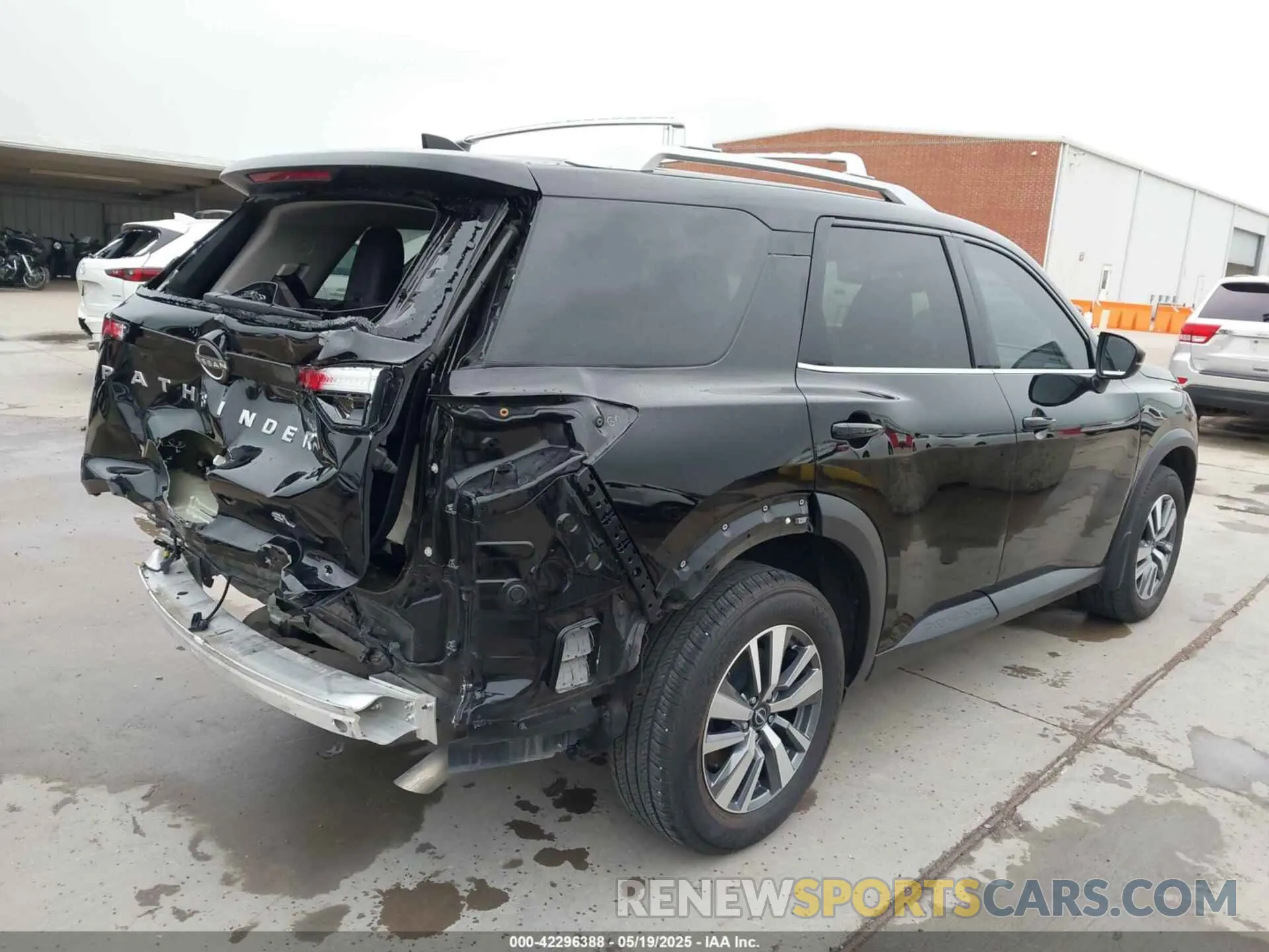 4 Photograph of a damaged car 5N1DR3CA1PC277841 NISSAN PATHFINDER 2023